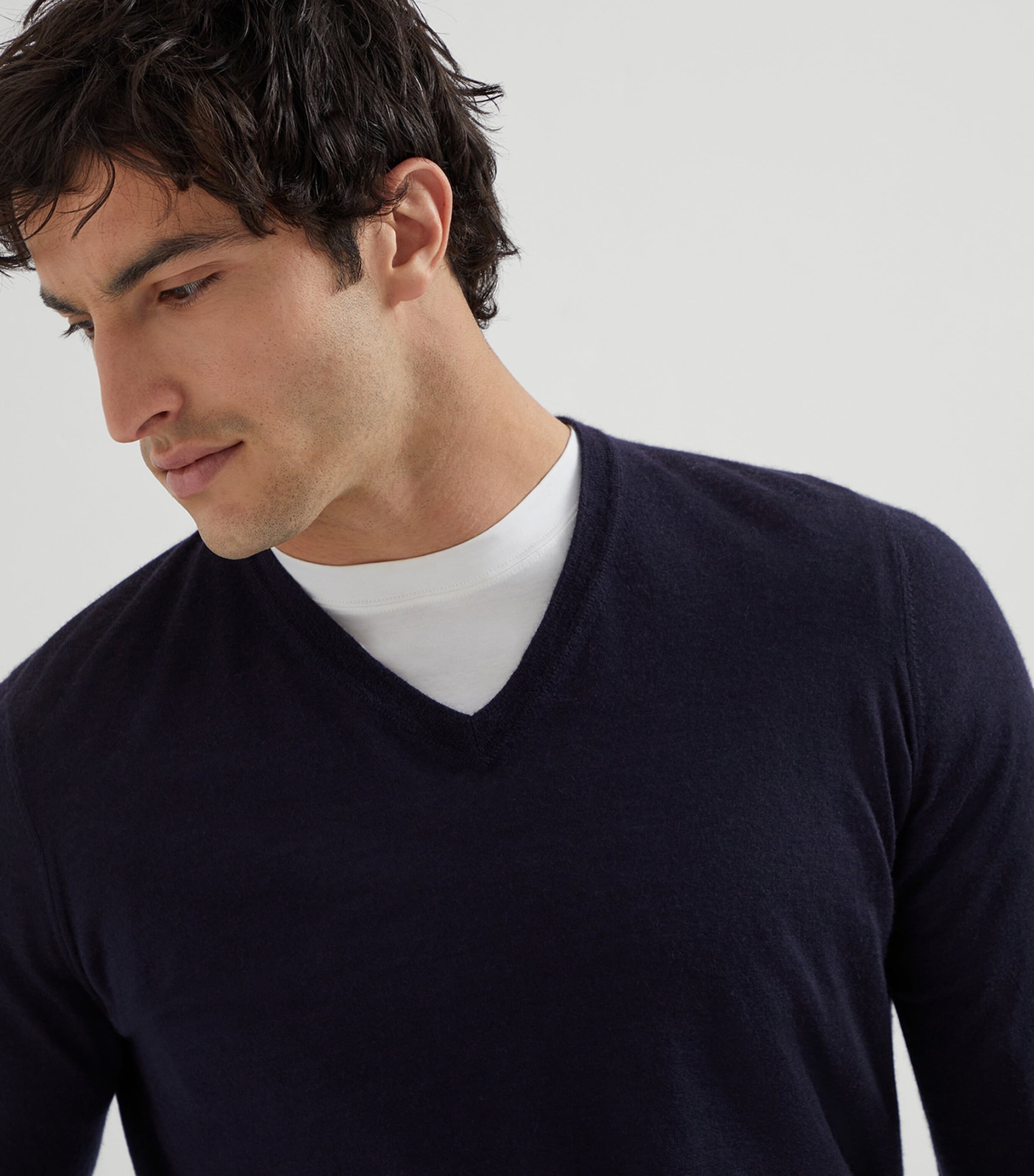 Cashmere V-Neck Sweater CW425 Image 6