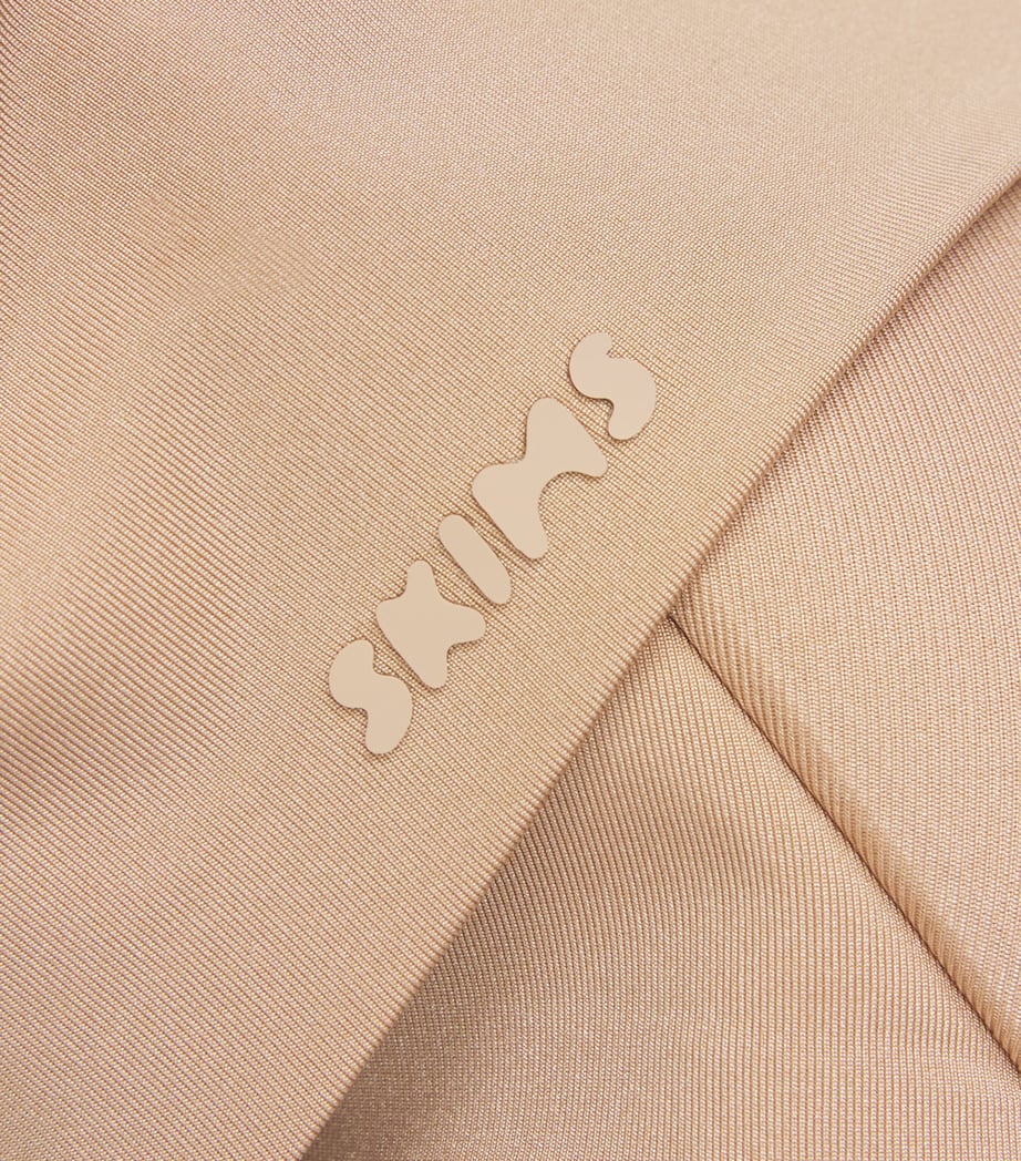 Skims Womens Ultimate Nipple Wireless Push-Up Bra Clay Image 4