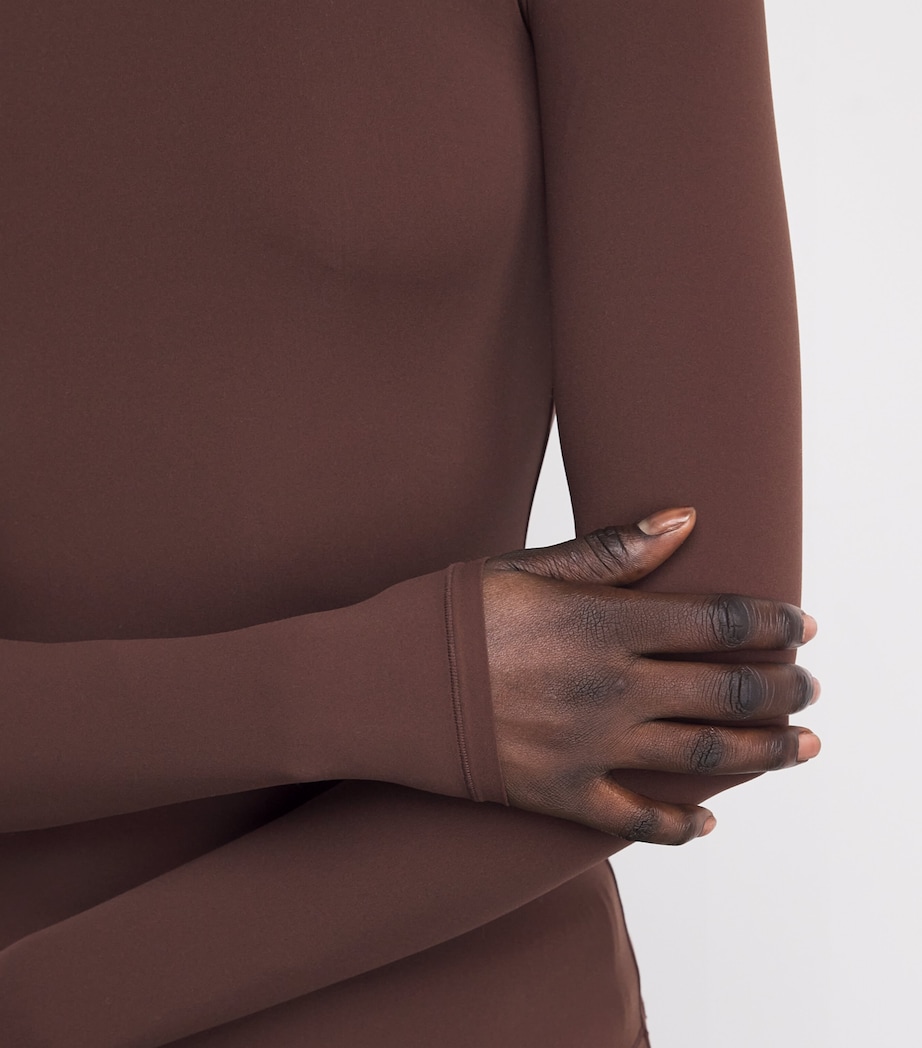 Fits Everyone Rollneck Top COCOA Image 6