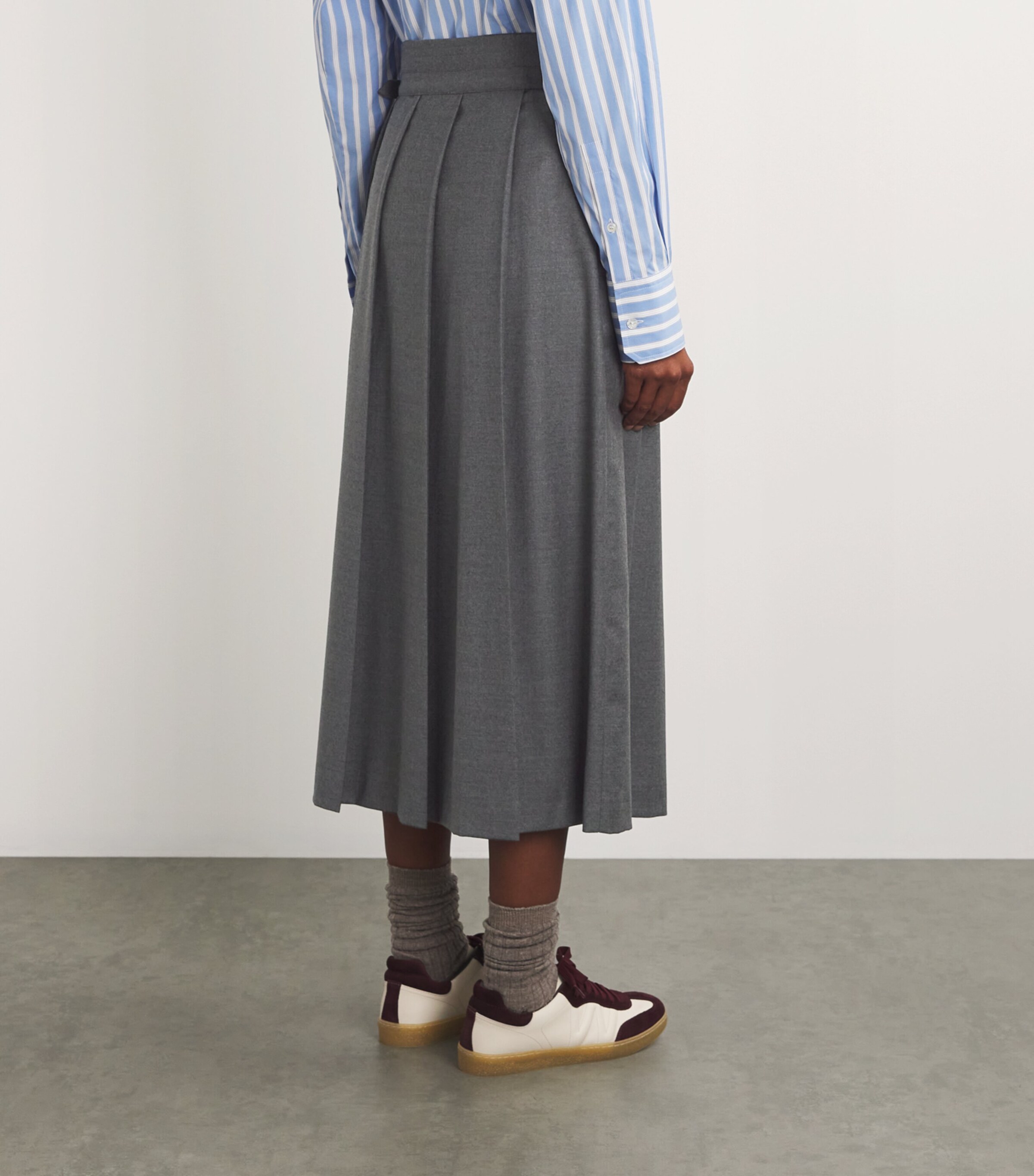 Weekend Max Mara Womens Virgin Wool Pleated Midi Skirt Medium Grey Image 4