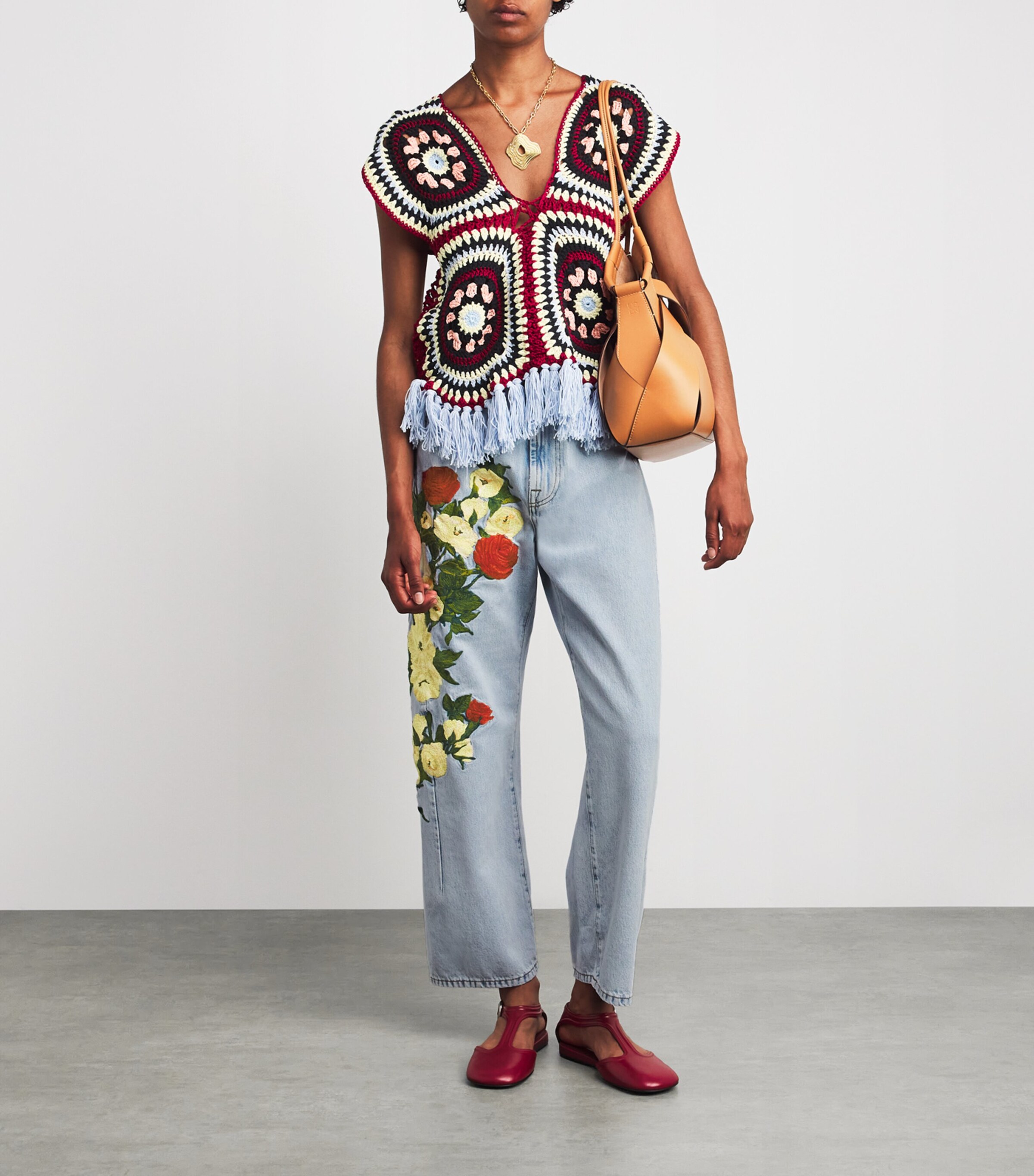 La Doublej Womens Floral Appliqué Barrel-Leg Jeans Mlti Rd/cmn/grn Image 2