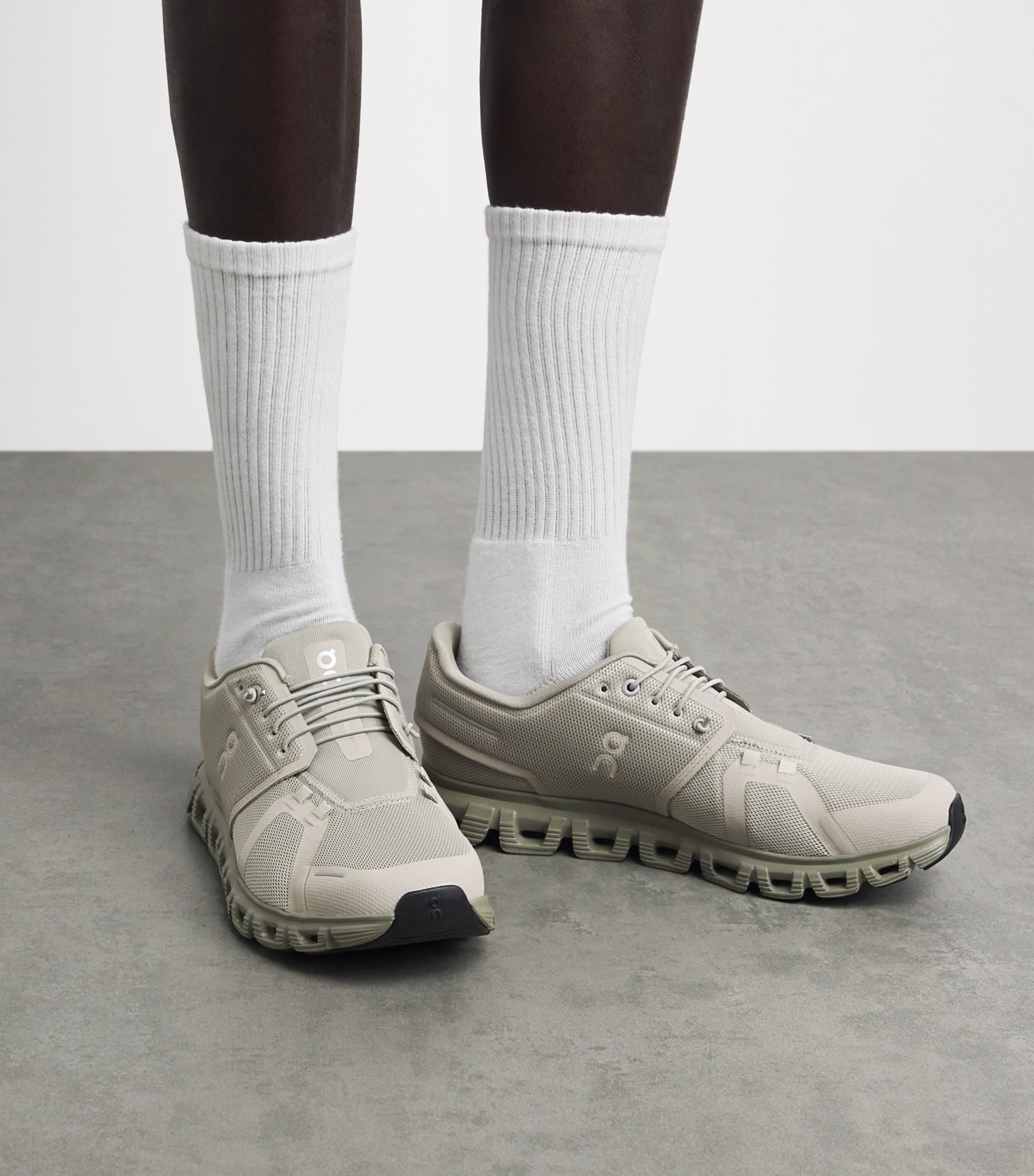 On Mens On Cloud 6 Trainers Brume I Olive Image 4