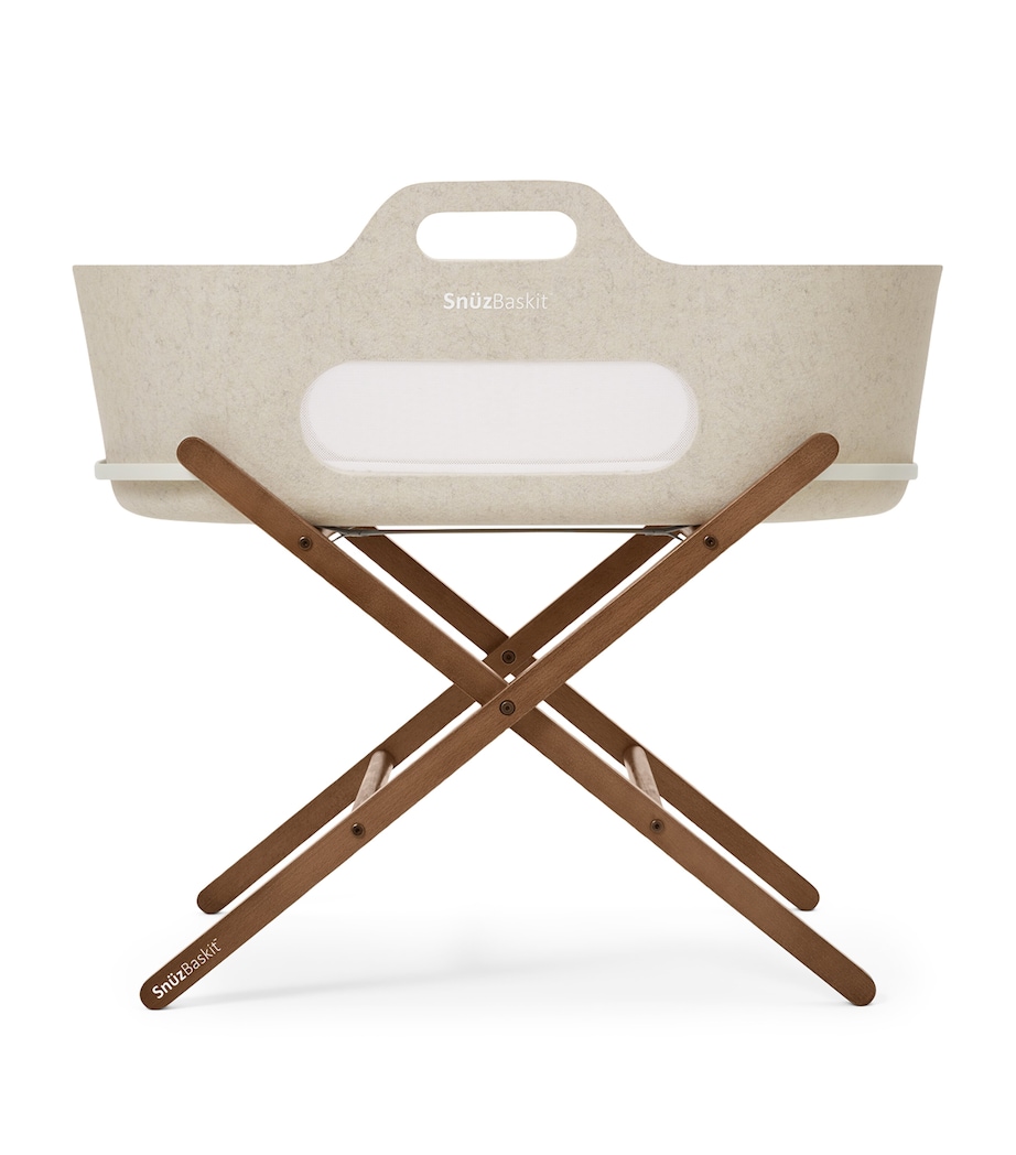 SnüzBaskit Barley Moses Basket & Walnut Stand BARLEY&WALNUT Image 1