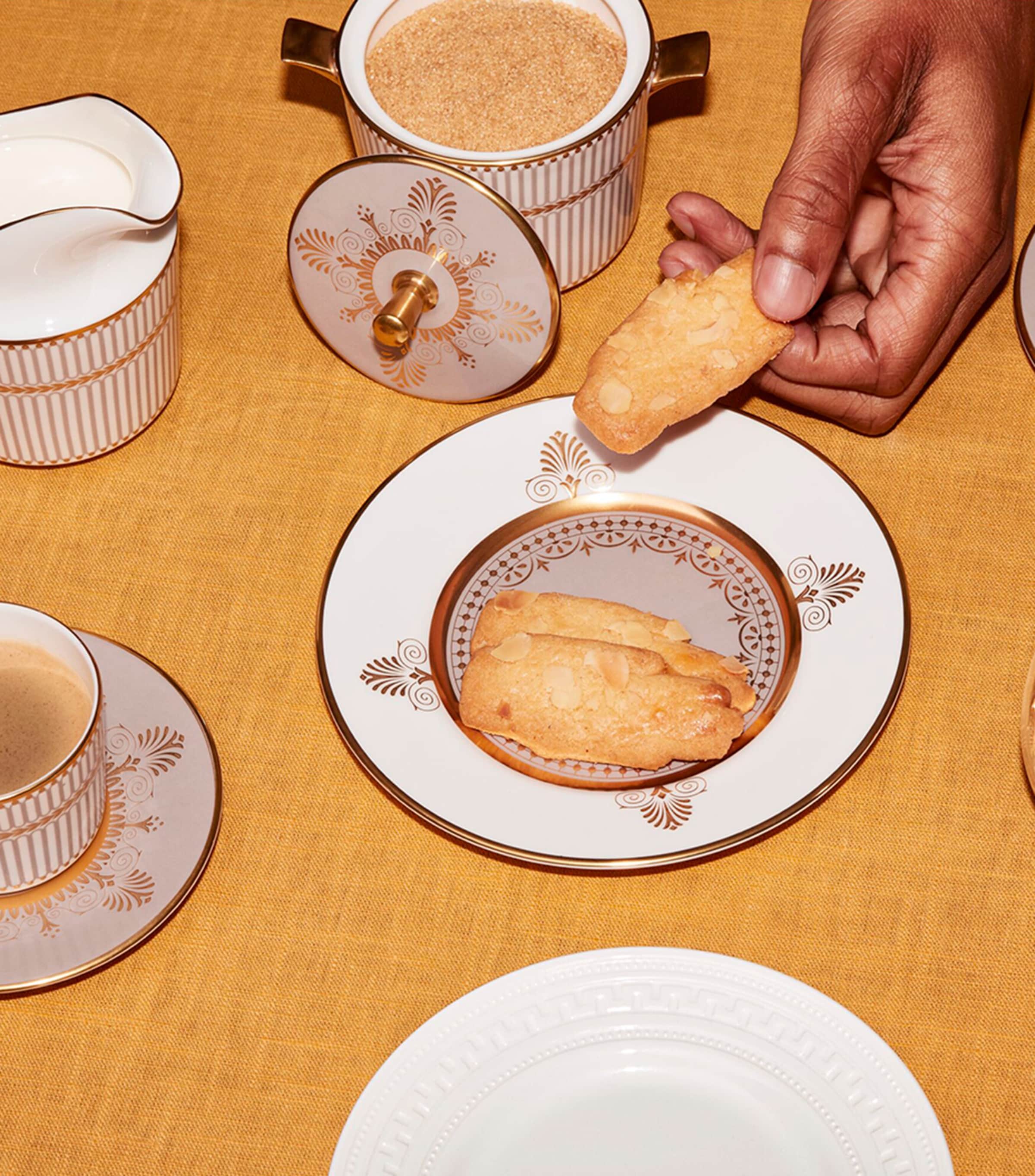 Anthemion Grey Plate (15.5cm) GREY Image 2