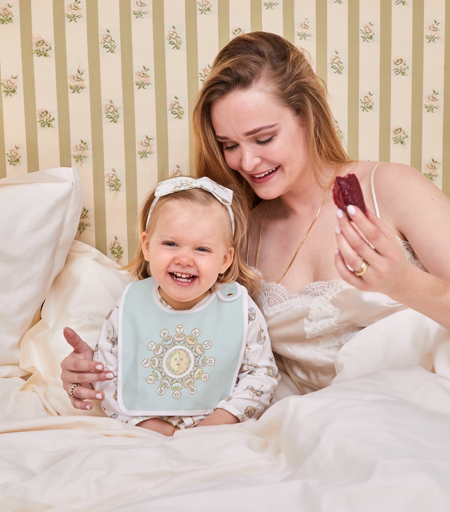 Organic Cotton Zodiac Swaddle and Bib Gift Set BLUE Image 8