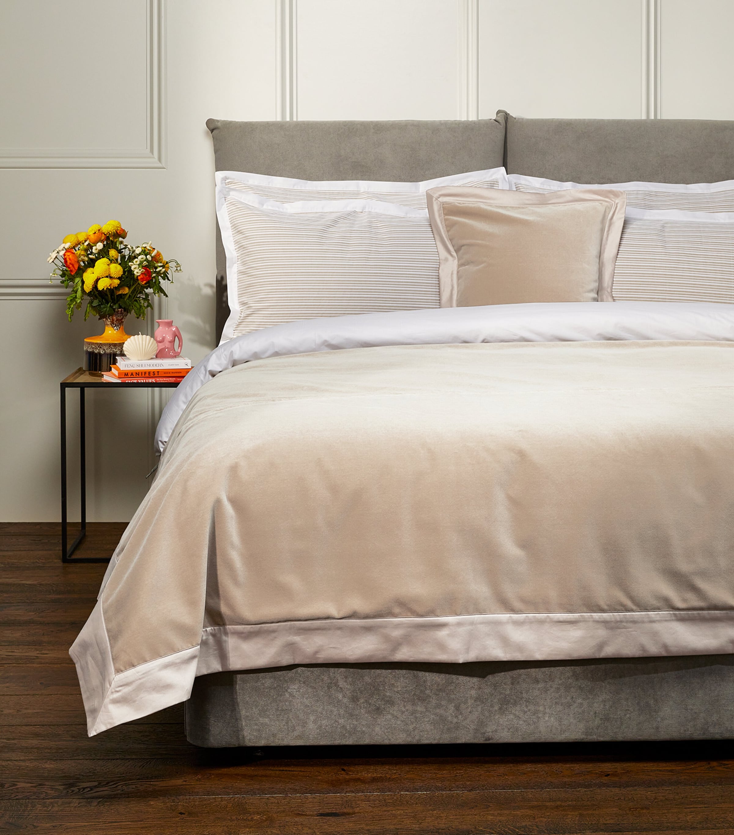 Amalia Cirrus Super King Bedspread (250cm x 260cm) Sand Image 2
