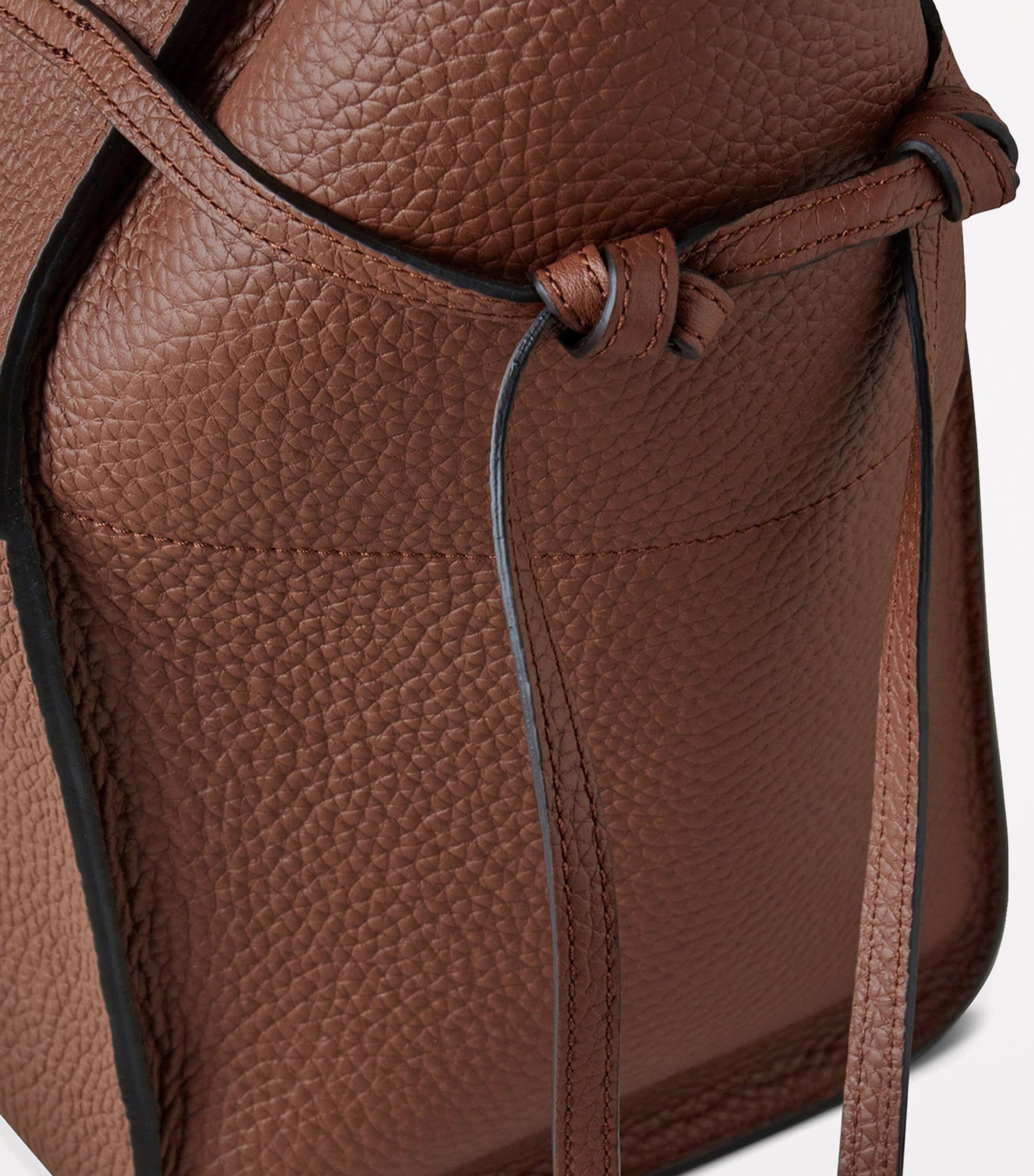 Medium Leather Soft Bayswater Shoulder Bag BRIGHT OAK Image 5