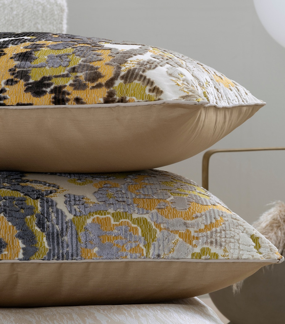 Frette Collector Decorative Cushion (40cm x 60cm) Amber Glow Image 3