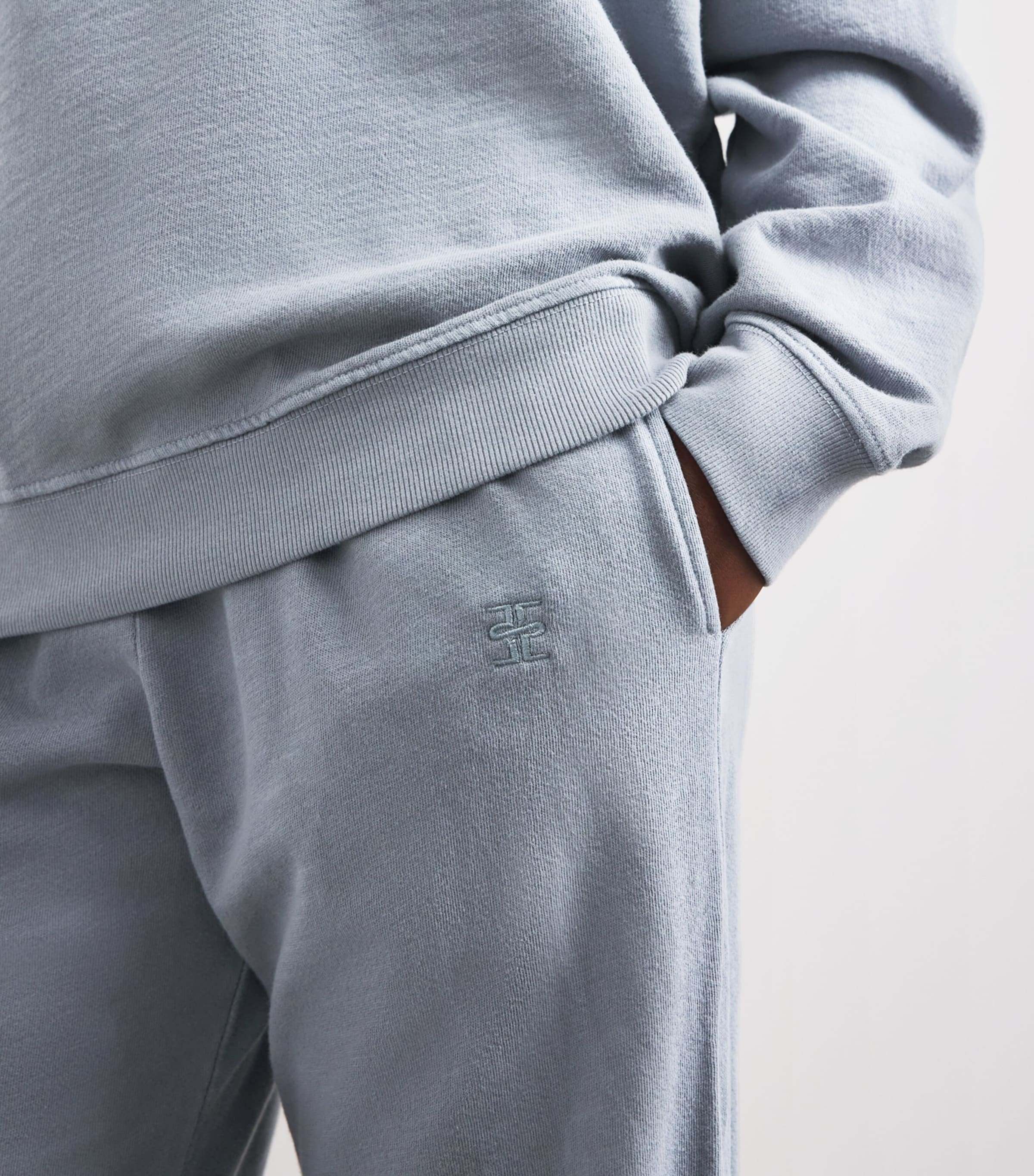 ÉTERNE Womens Tapered Sweatpants Slate Image 3