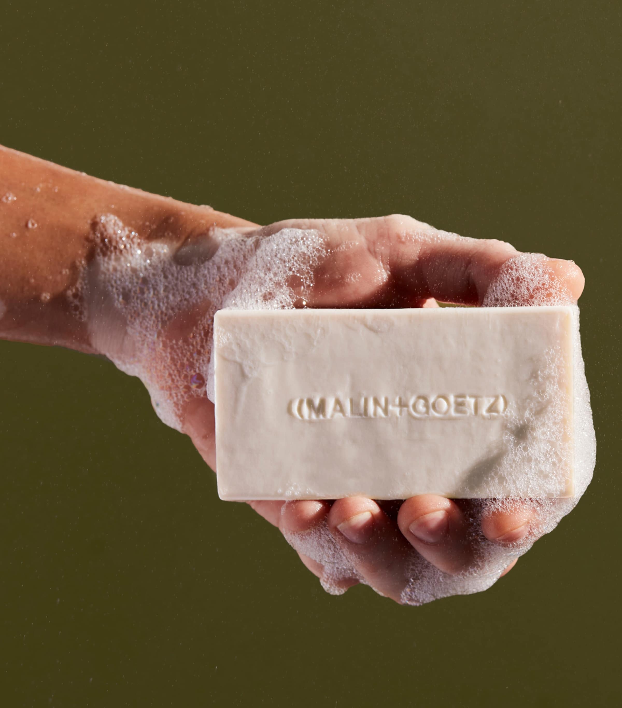 MALIN+GOETZ Vitamin B5 Hydrating Bar Rum (140g) Image 2