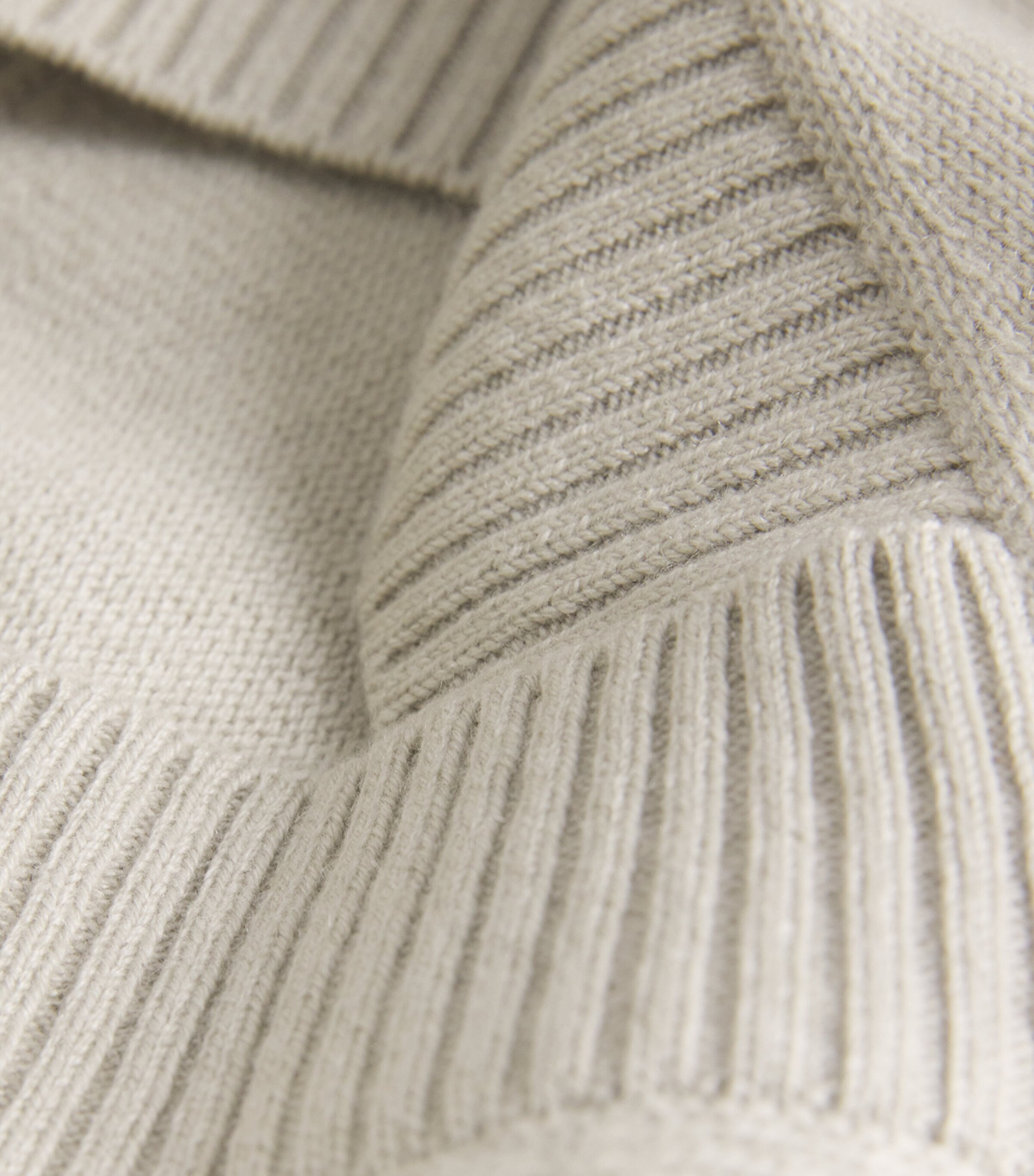 Cashmere Crossover Sweater Vest MASTIC Image 5