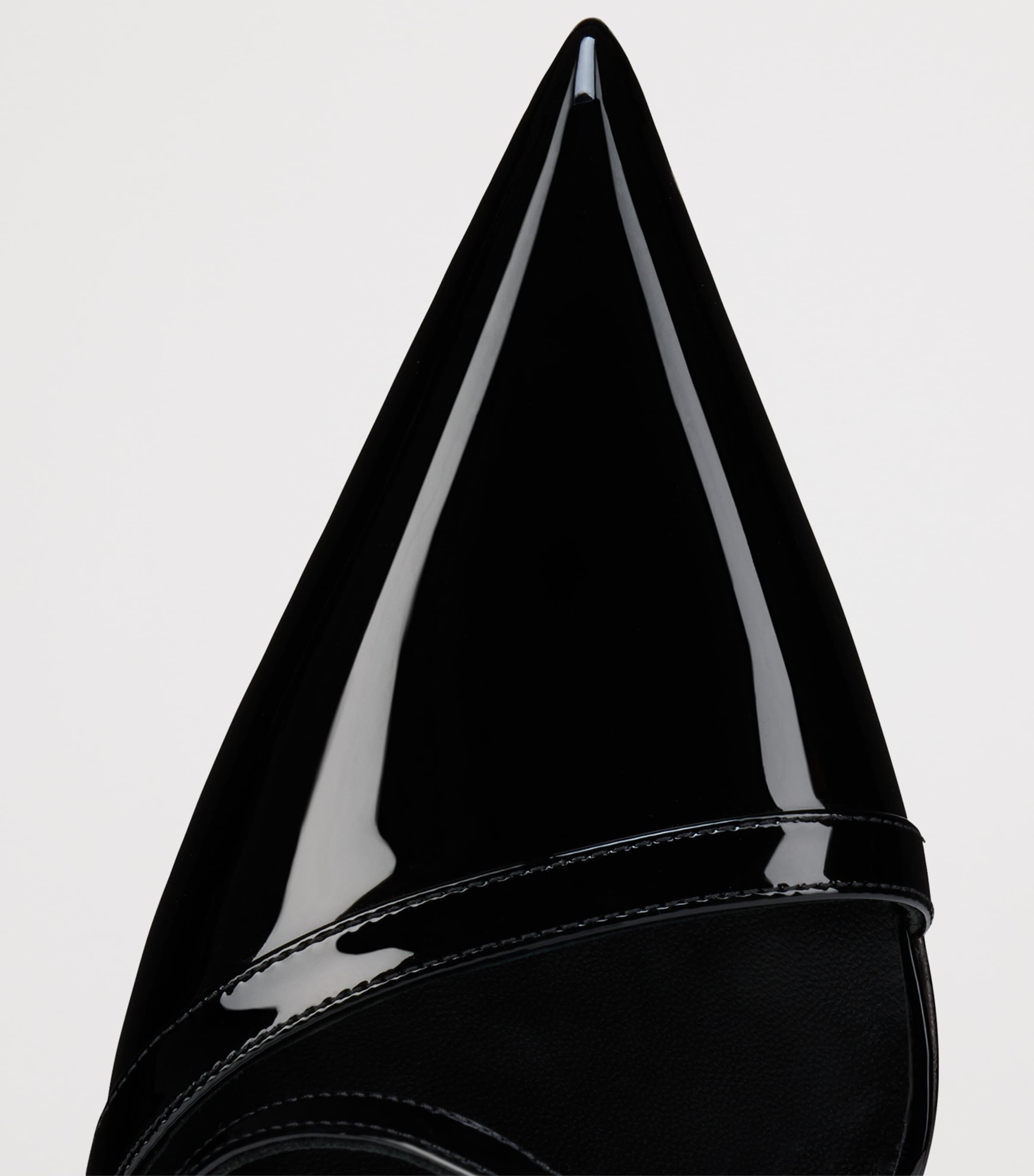 Rosa Z Patent Leather Pumps 100 B439 Image 4