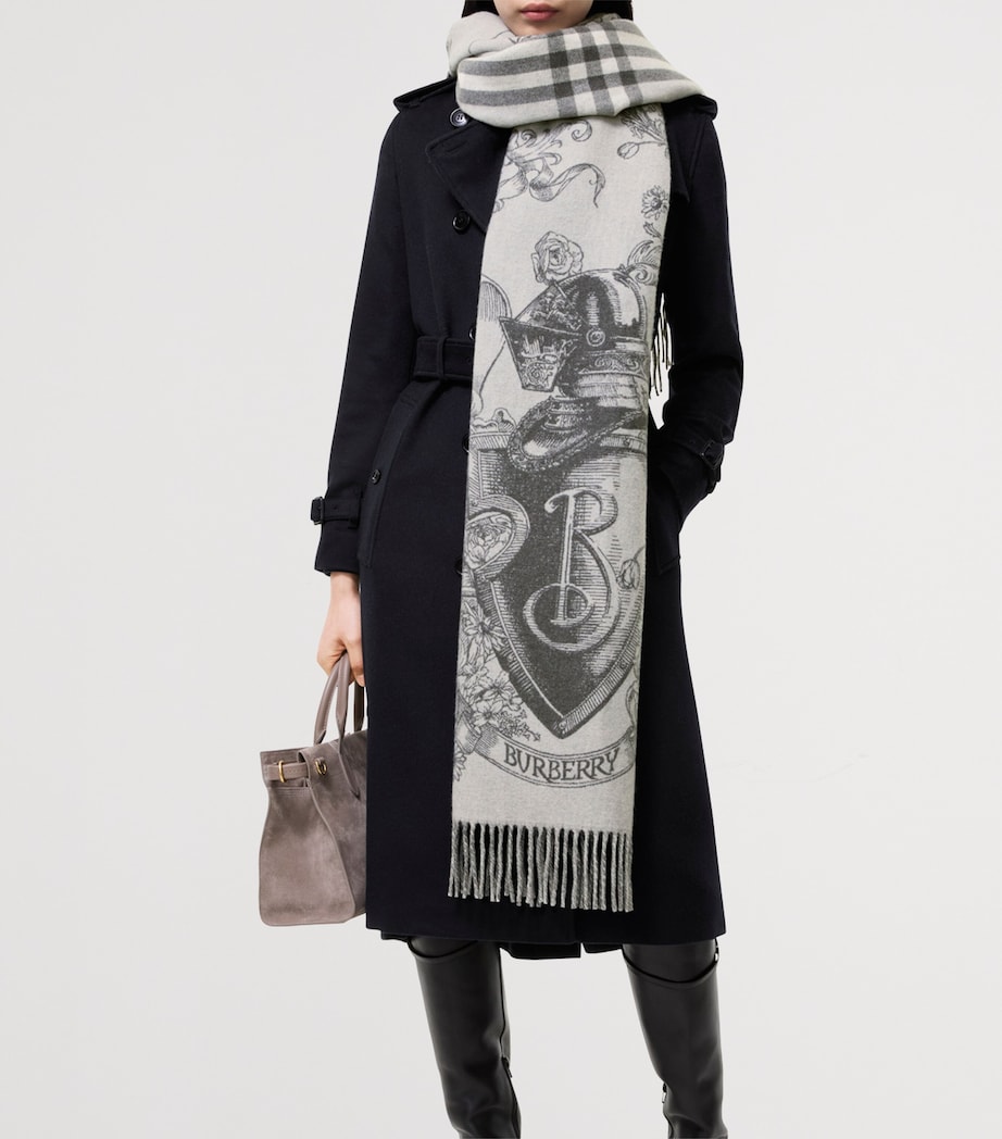 Burberry Cashmere Reversible Etched Knight Scarf Mitten Grey Image 2