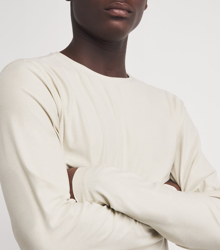 Strato Tech T-Shirt HMR-MUSHROOM HEATHER Image 6