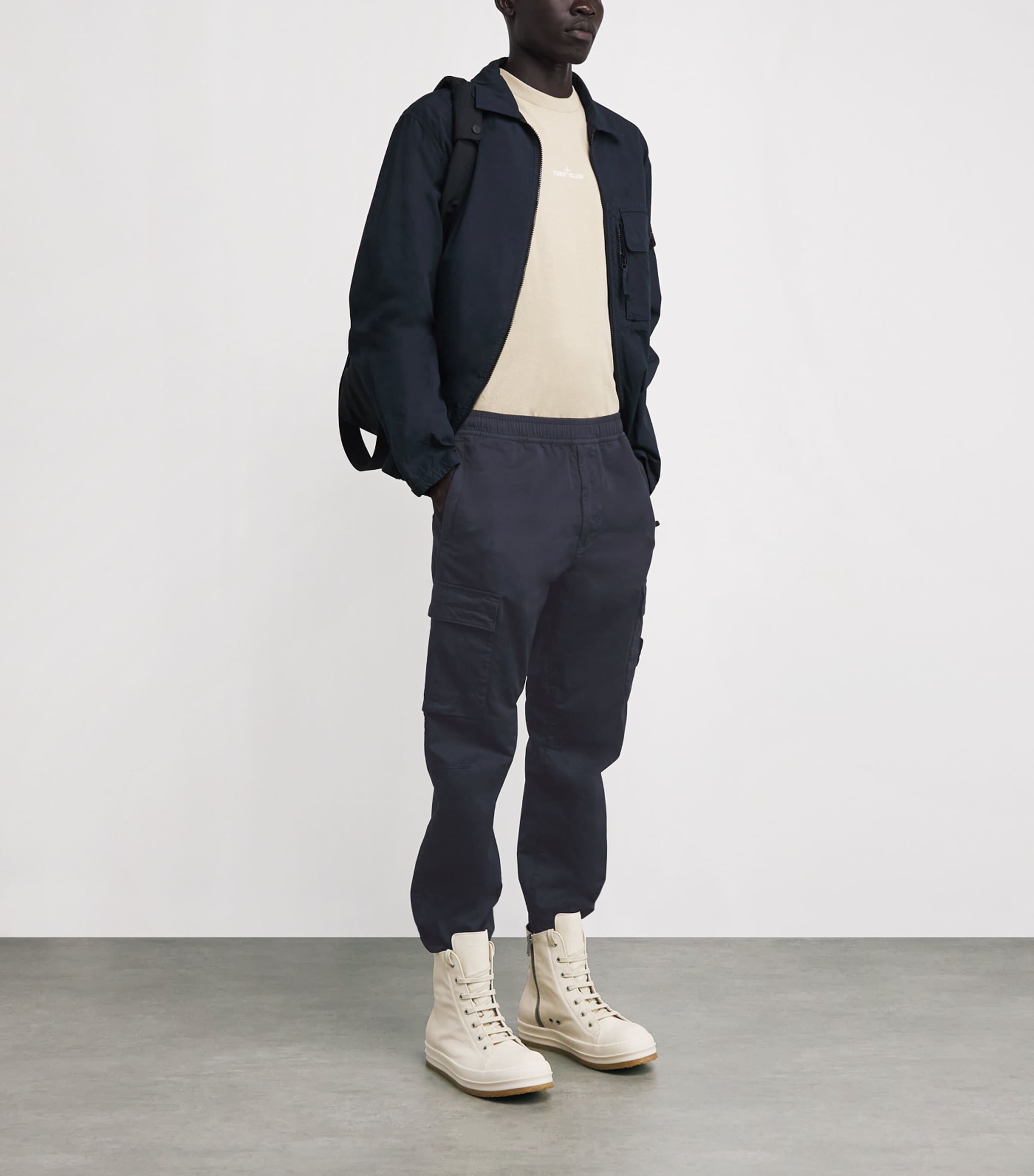 Cotton-Blend Cargo Trousers V0020 Image 2