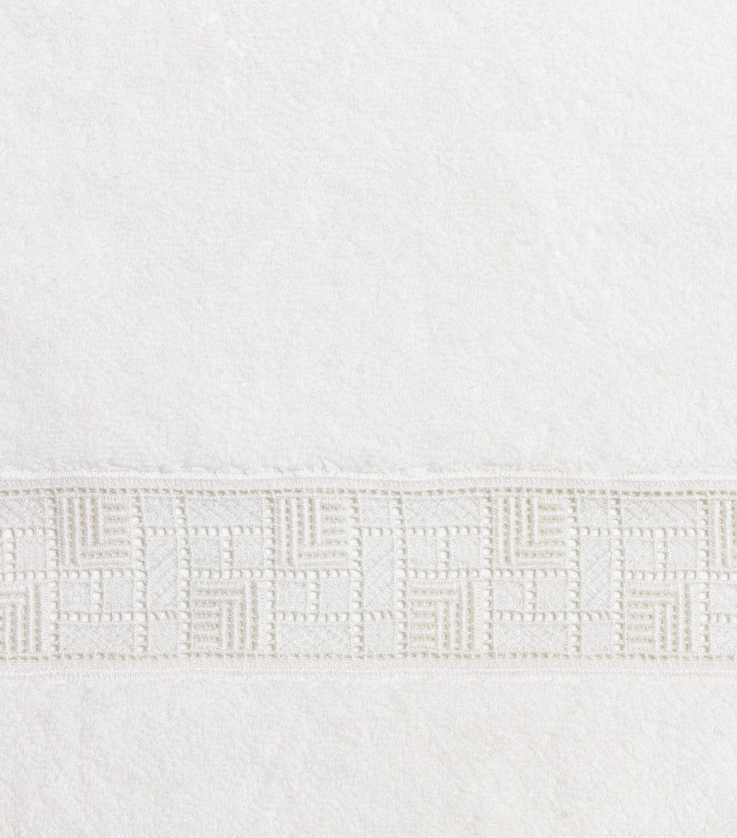 Maze Lace Hand Towel 2136 - MILK Image 4