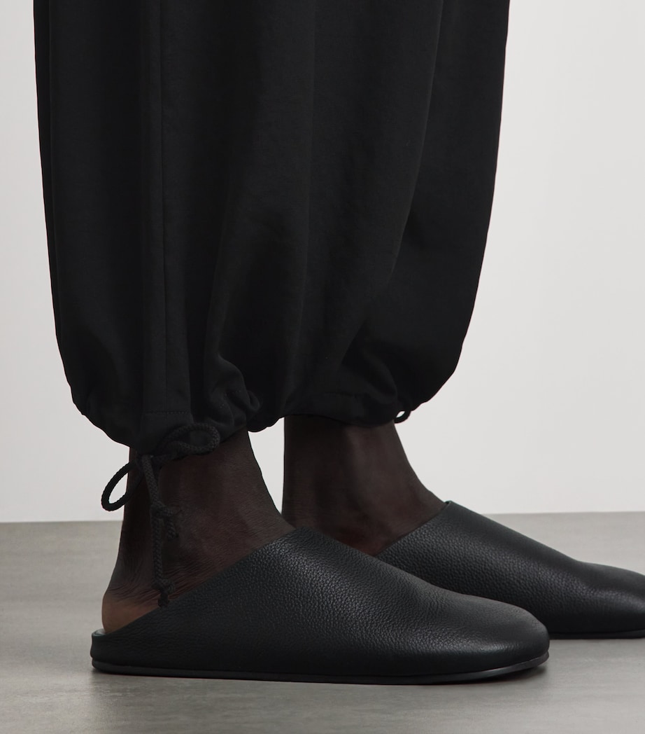 Yohji Yamamoto Mens Draped Balloon Trousers Black Image 3