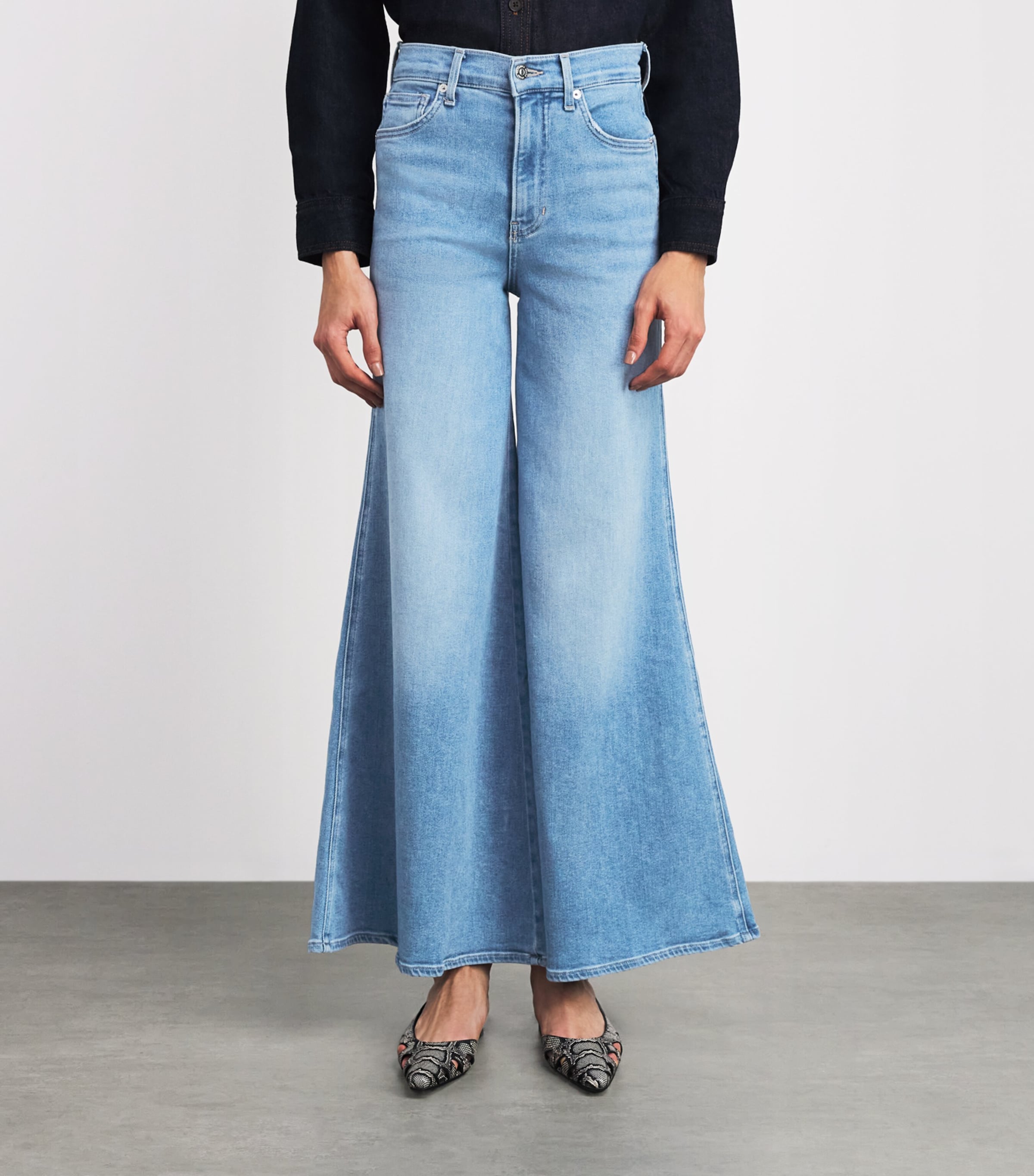 Veronica Beard Womens Jesse High-Rise Ultra-Flared Jeans Big Splash Image 4