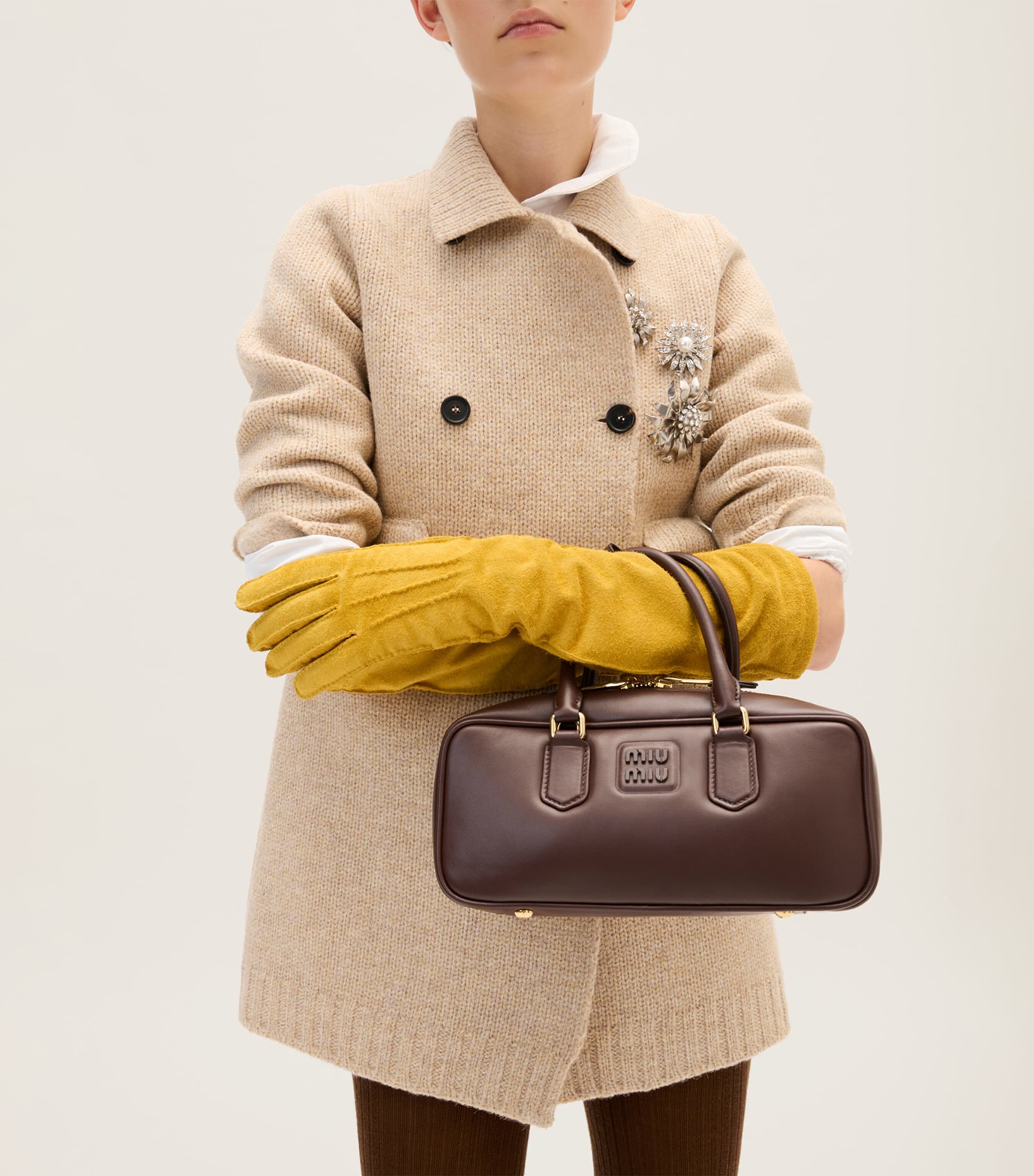 Small Leather Arcadie Top-Handle Bag F0NBL Image 2