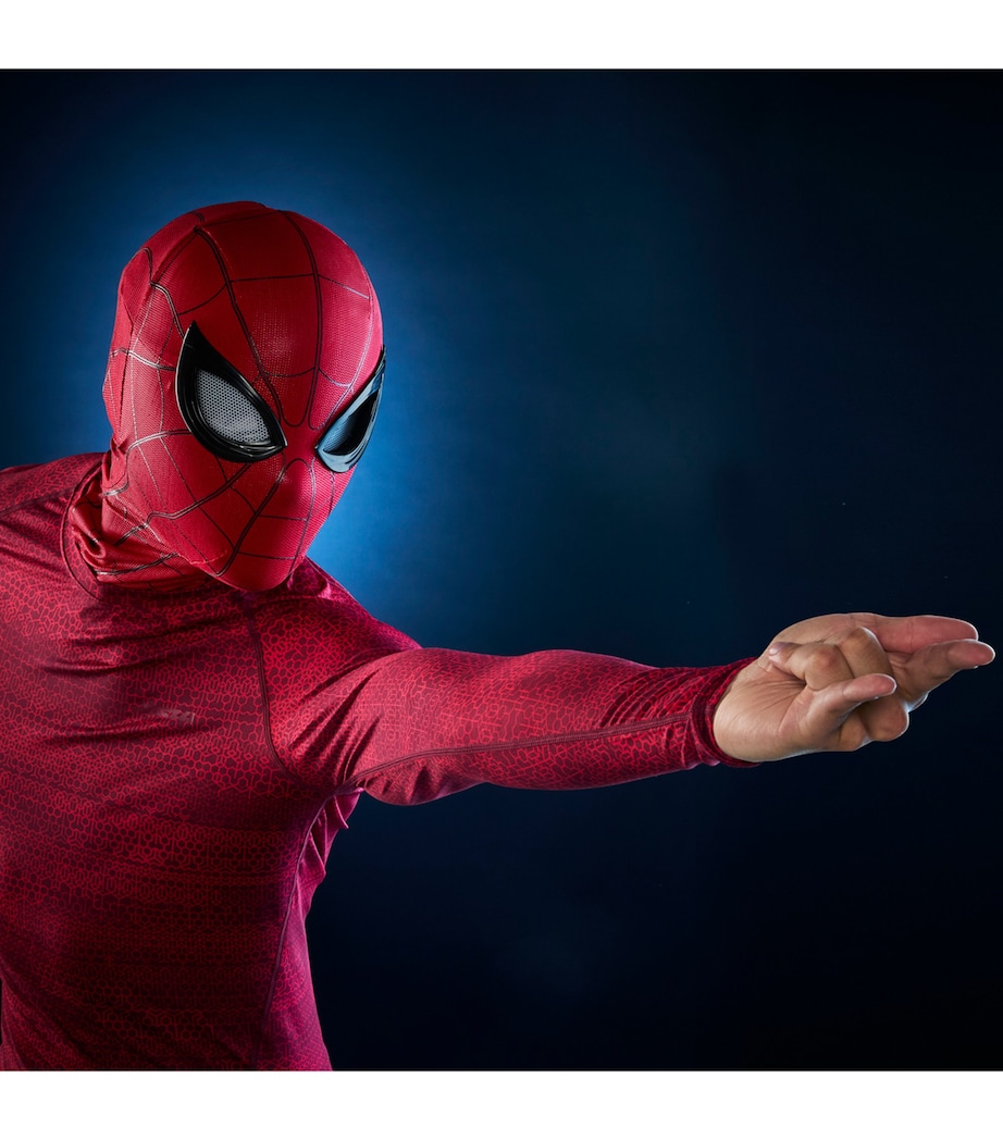 Marvel Marvel Legends Series Spider-Man Electronic Expressive Mask Image 7