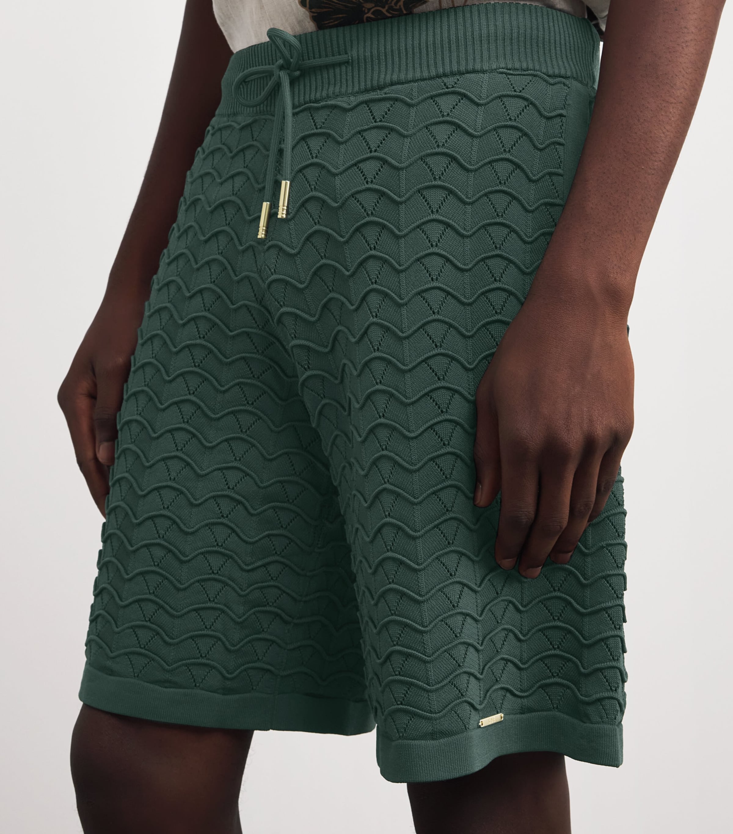 Ripple Knitted Shorts PINE GREEN Image 6