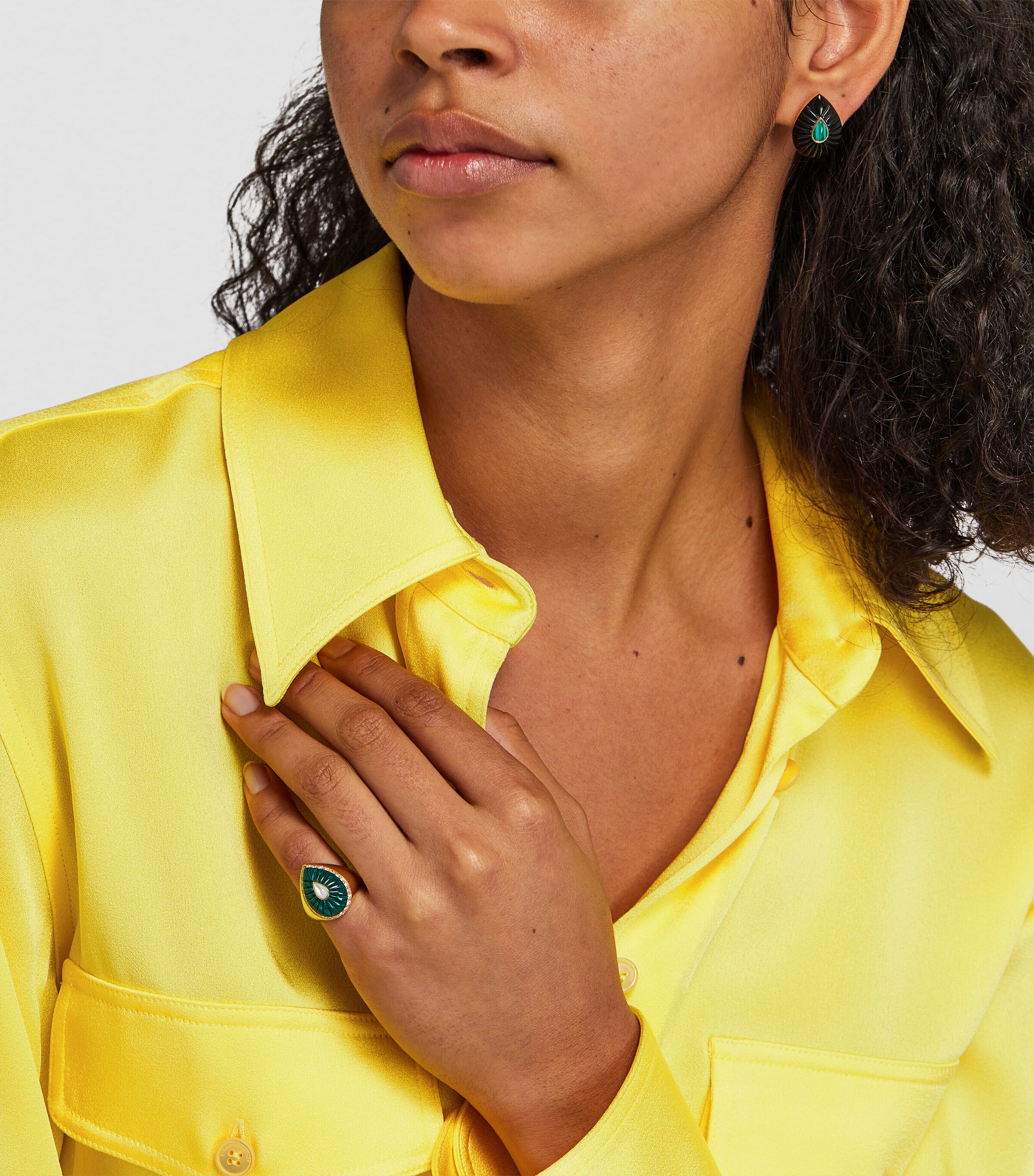 L'ATELIER NAWBAR Yellow Gold, Diamond and Malachite Bond Street Pinky Ring Yellow Gold Image 5