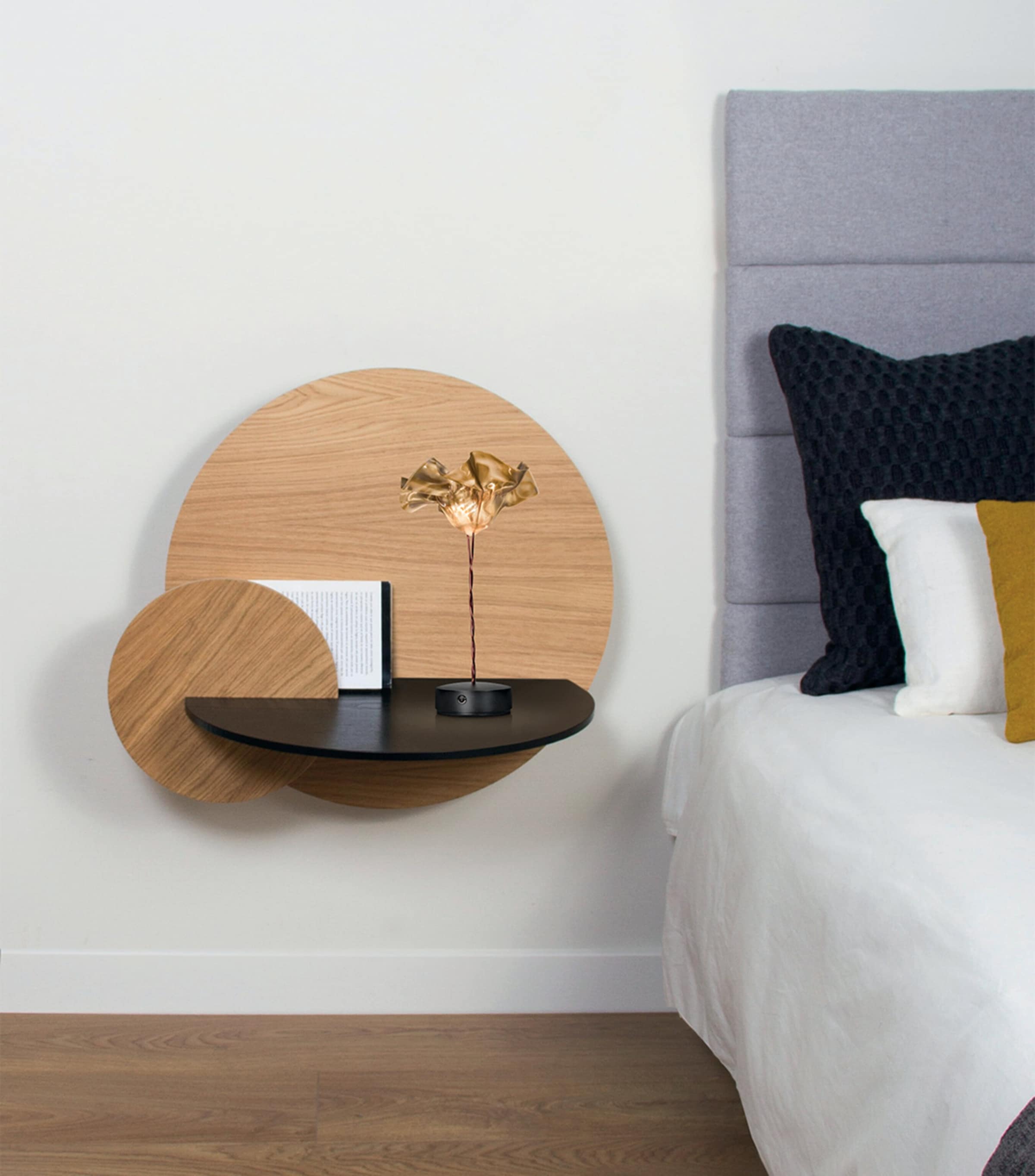 LaFleur Battery Table Lamp GOLD & BLACK Image 4