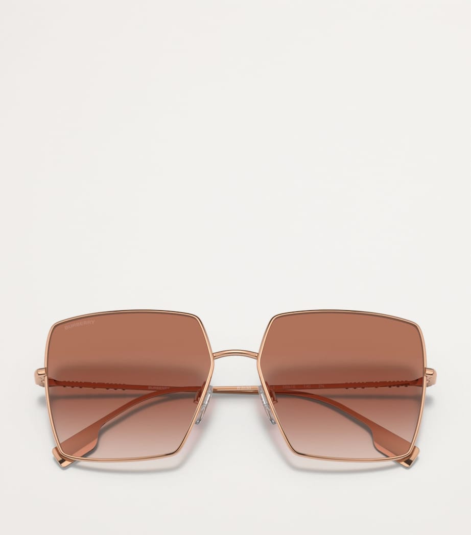 Metal Daphne BE3133 Sunglasses 133713 Image 5