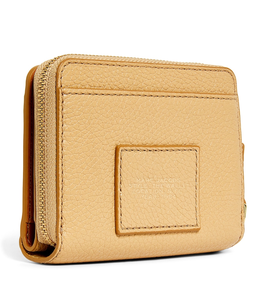 The Marc Jacobs Leather The Mini Compact Wallet 230 CAMEL Image 3