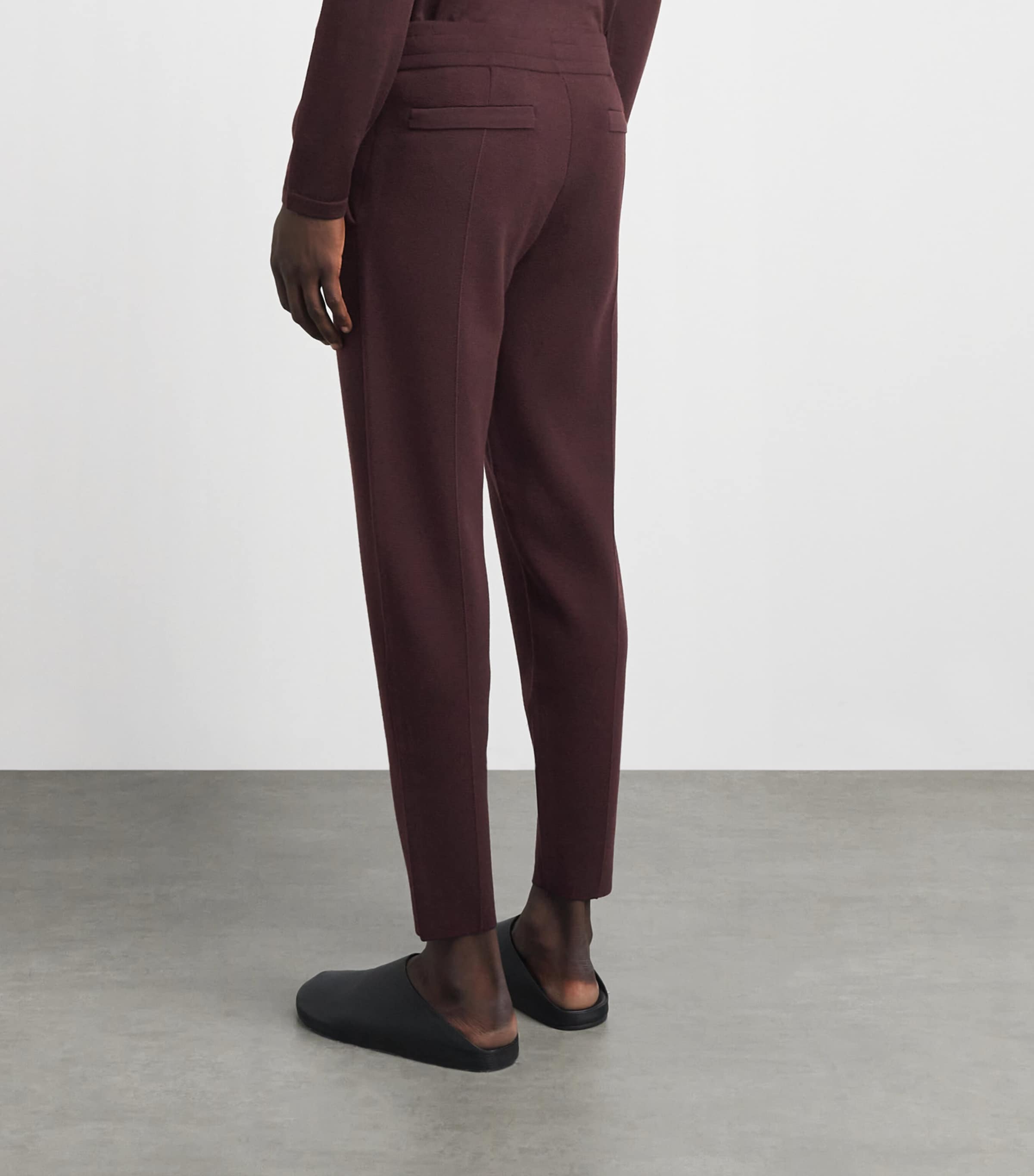 Falke Mens Ultrafine Merino Wool Trousers Dark Choco Image 5