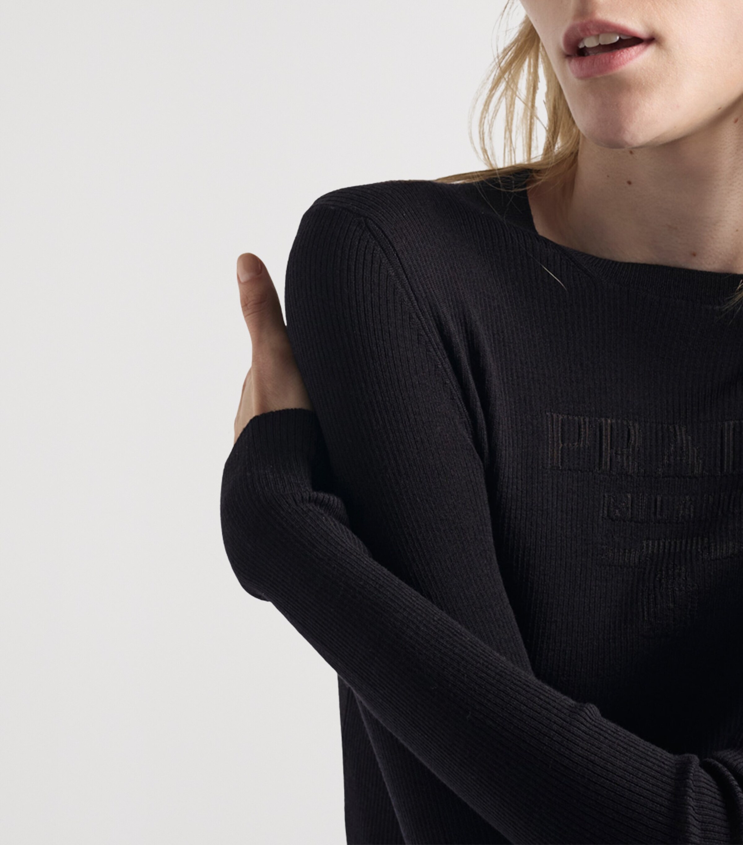 Wool-Blend Superfine Logo Sweater F0008 Image 3