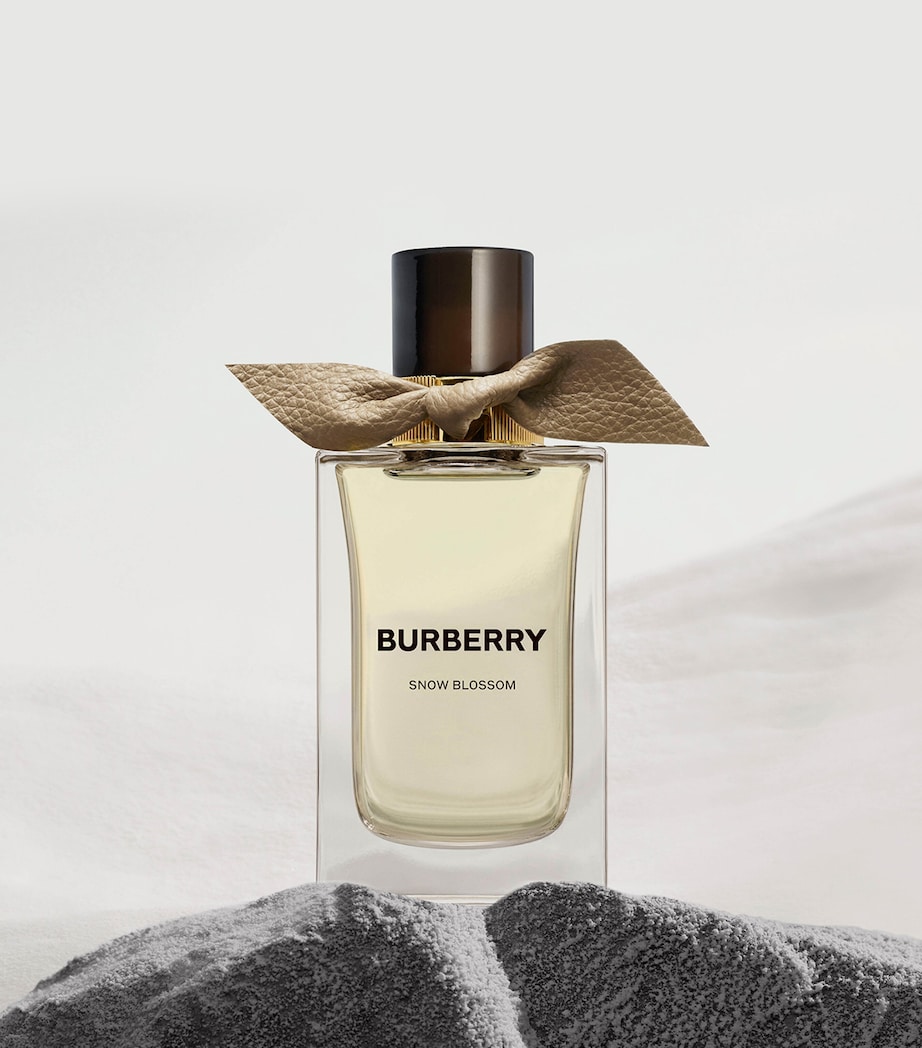 Burberry Botanicals Snow Blossom Eau de Parfum (100ml) Image 2