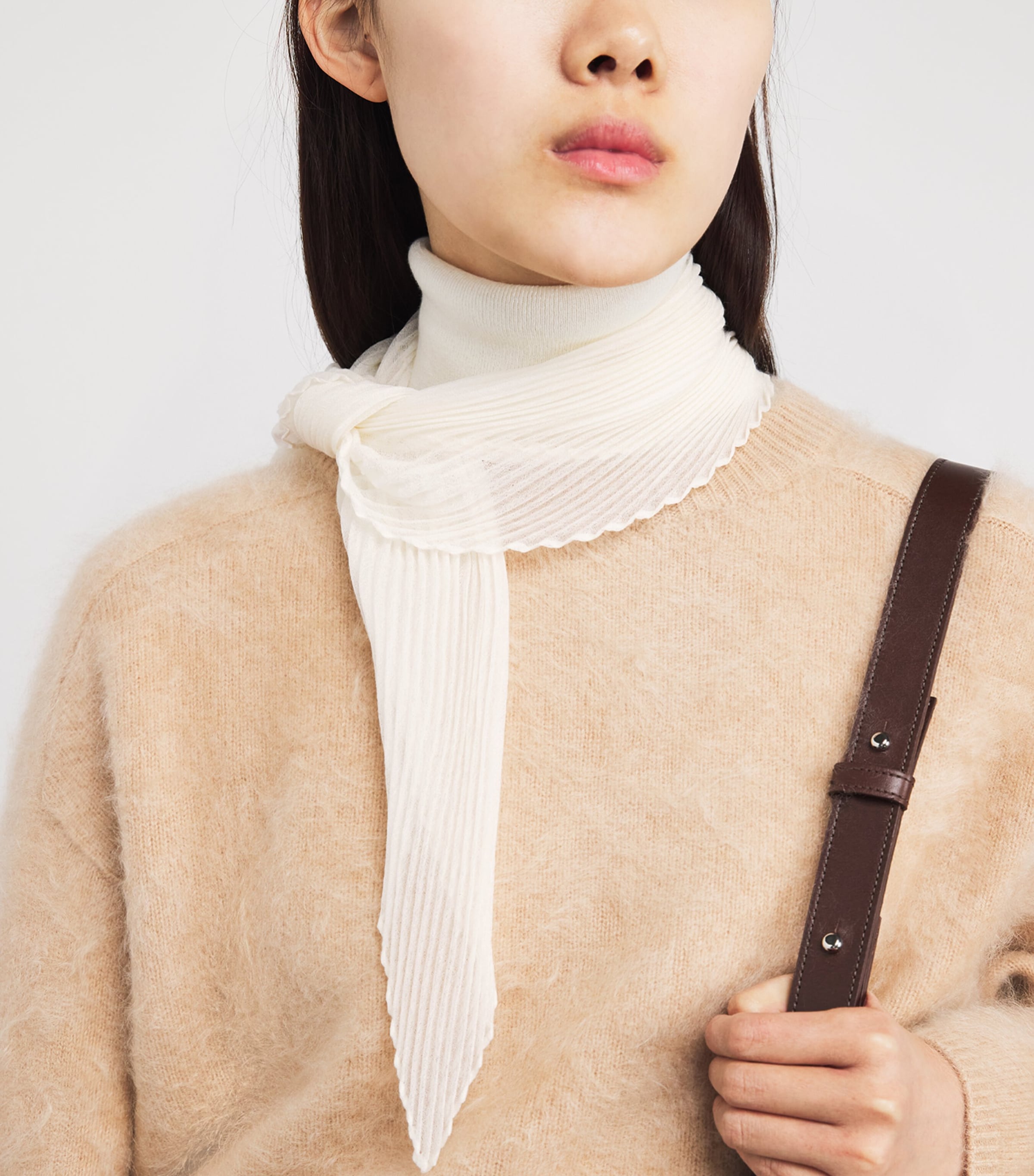 Cashmere-Silk Plissé Scarf 2609 WHITE Image 2