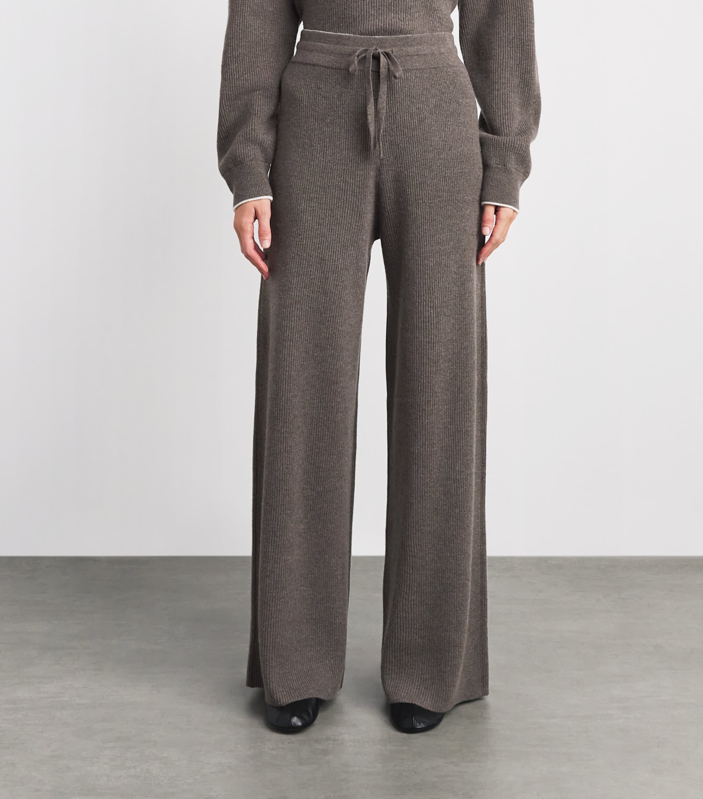 arch 4 Womens Cashmere Beau Trousers Sable Marl Image 4