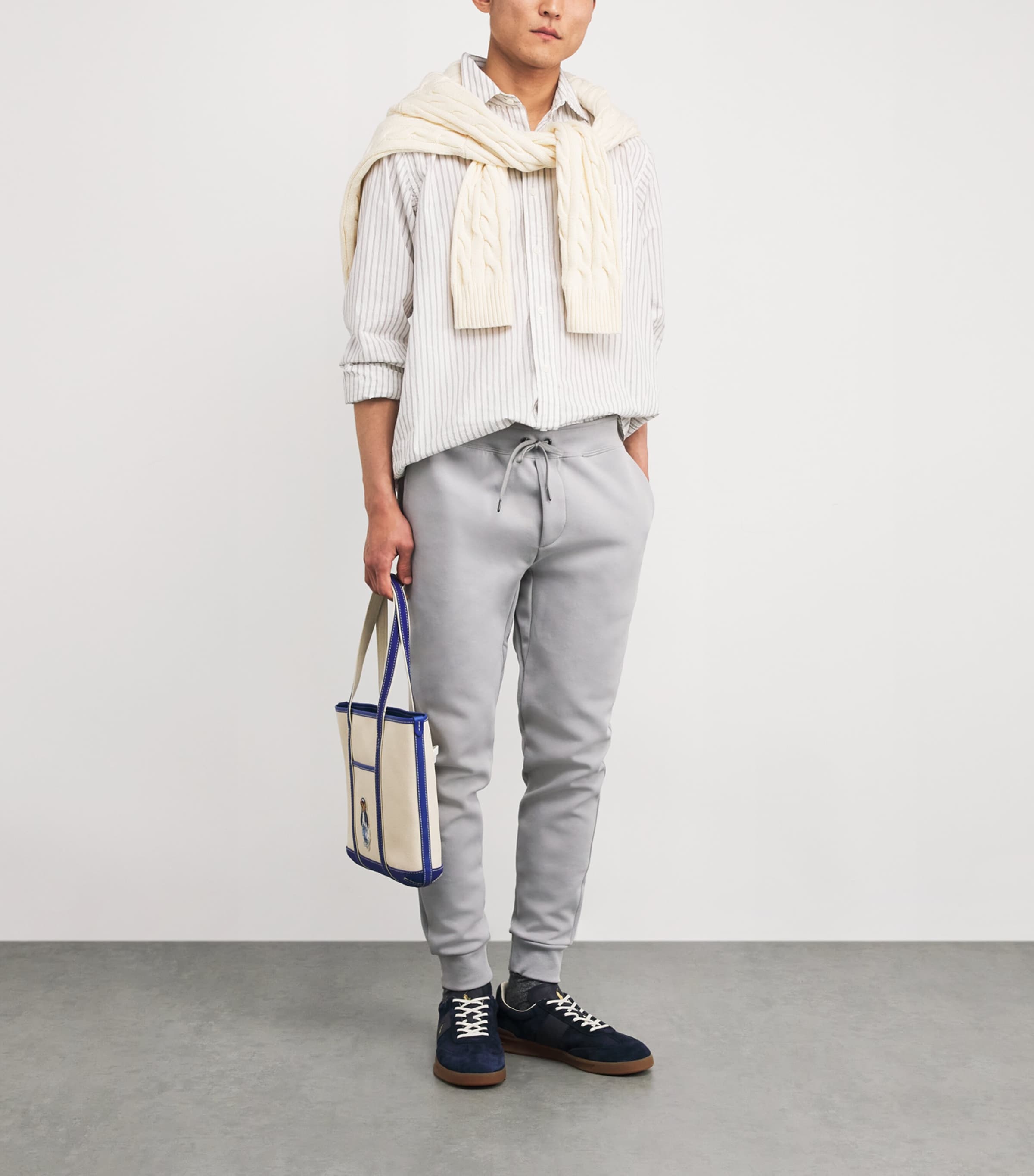 Tech Knit Sweatpants GREY Image 2