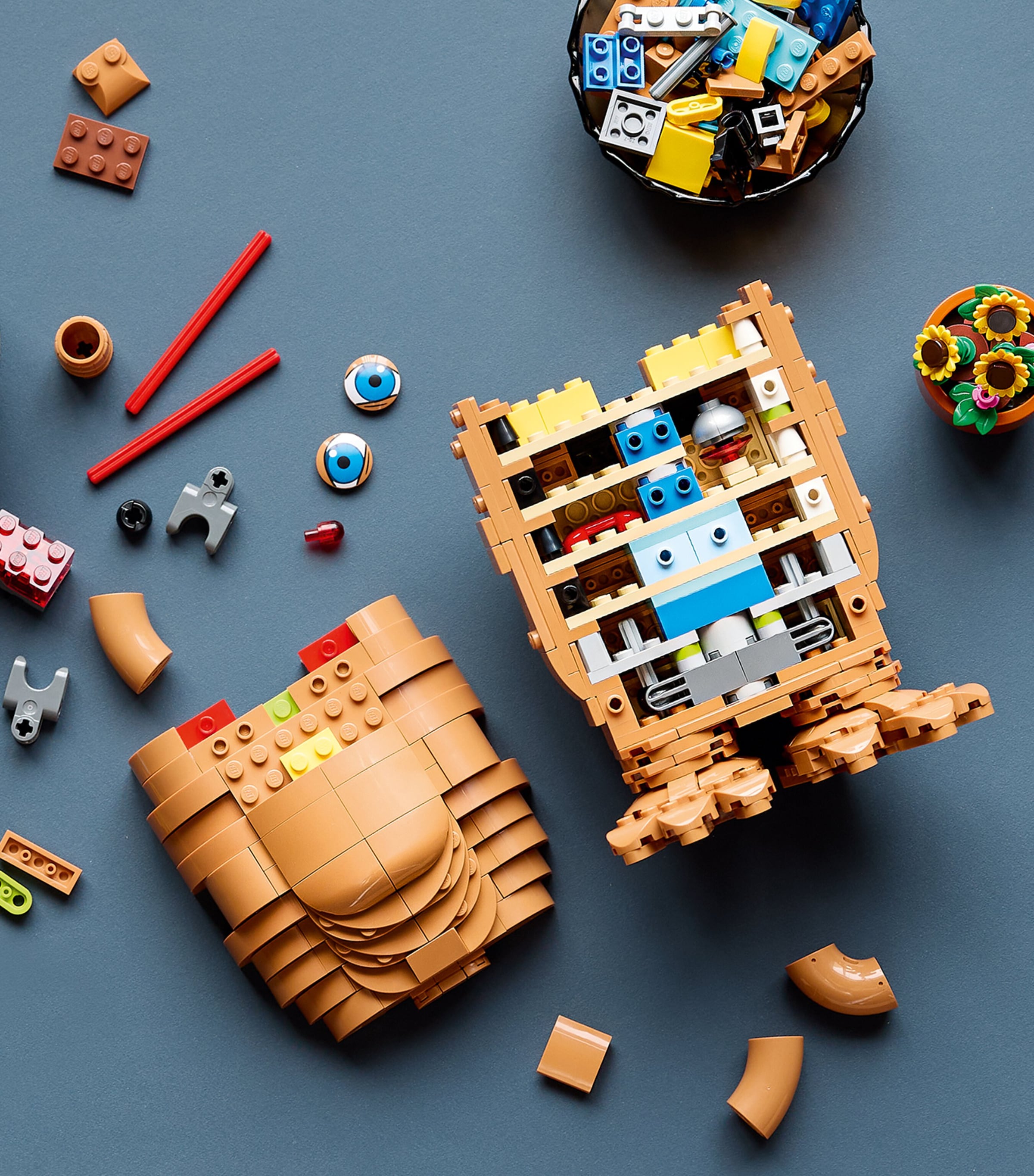 Lego Ideas E.T. the Extra-Terrestrial 21370 Image 3