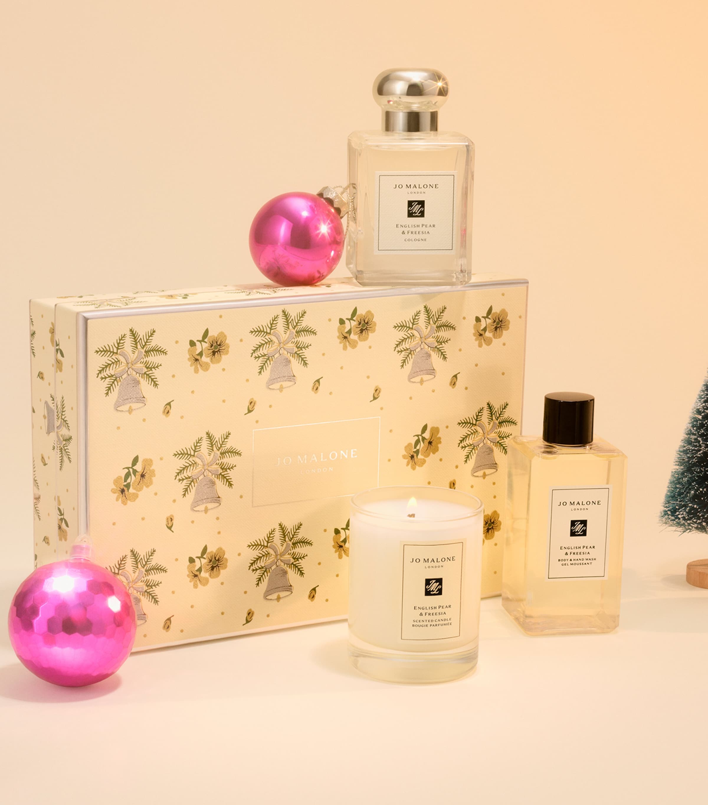 Jo Malone London English Pear & Freesia Collection | Harrods SG
