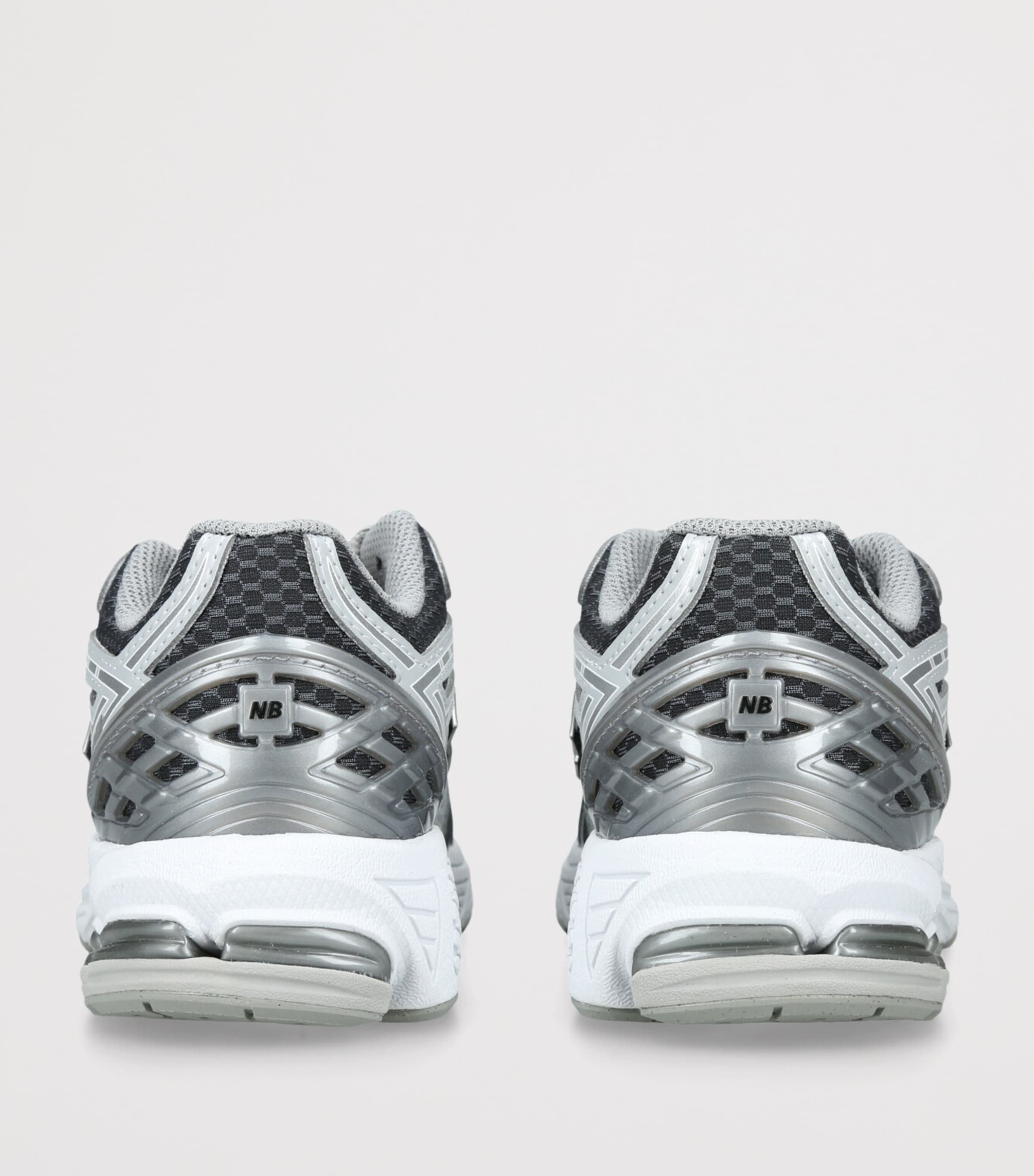 1906 Low-Top Sneakers WHITE/BLK Image 2