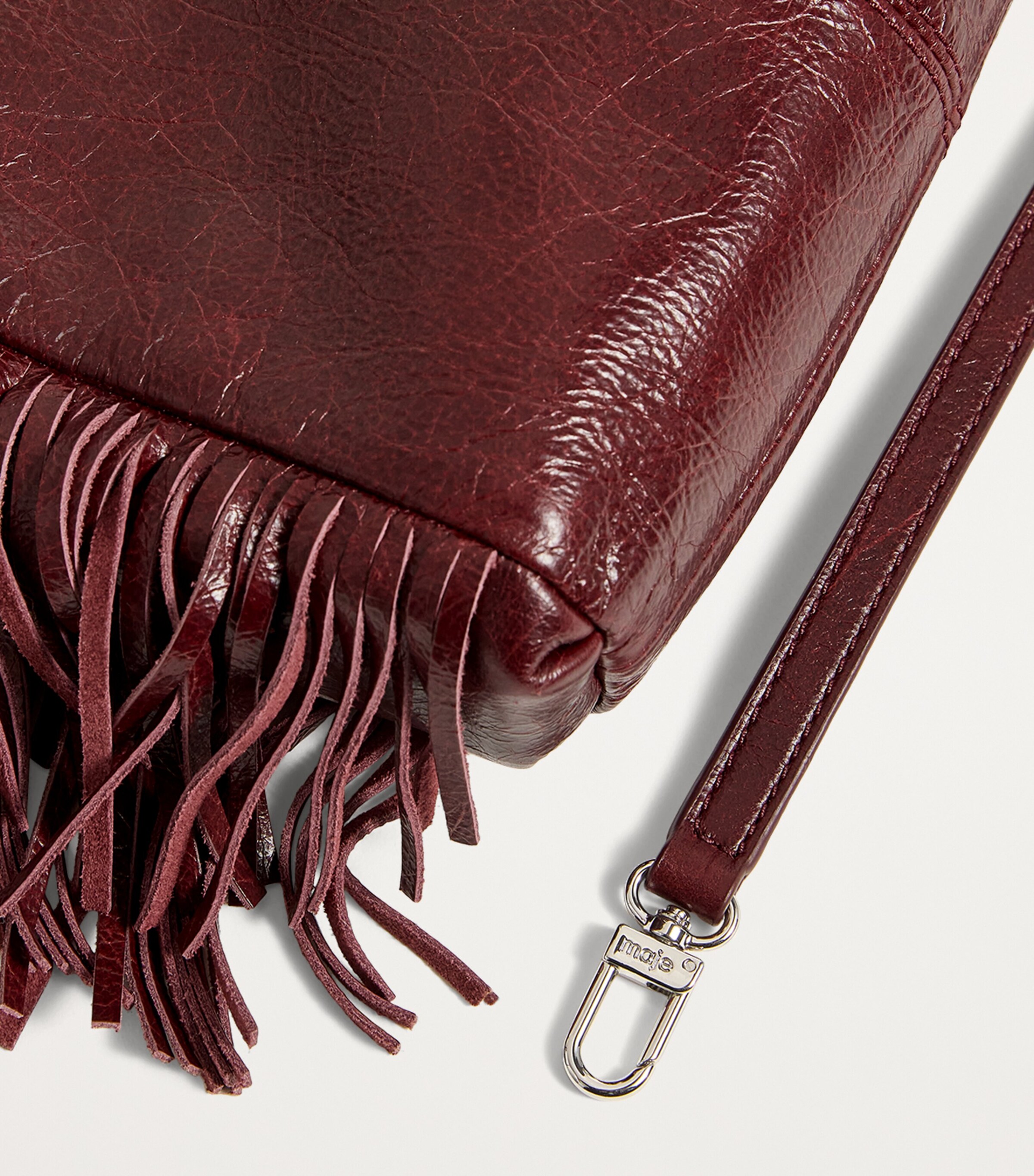 Maje Cracked Leather Fringed M Bag Burgundy Image 4