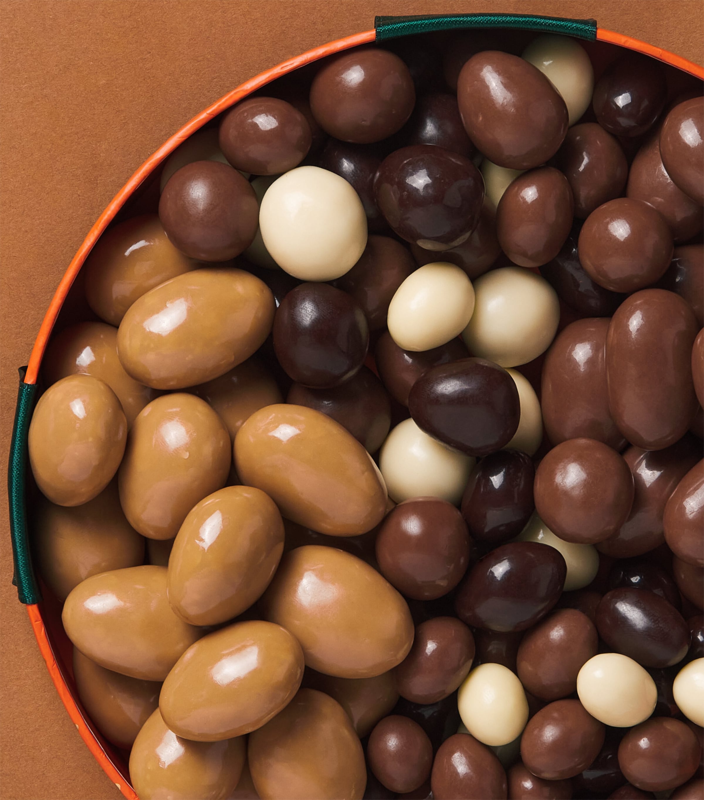 Harrods Chocolate Nut Selection (950g) Image 3