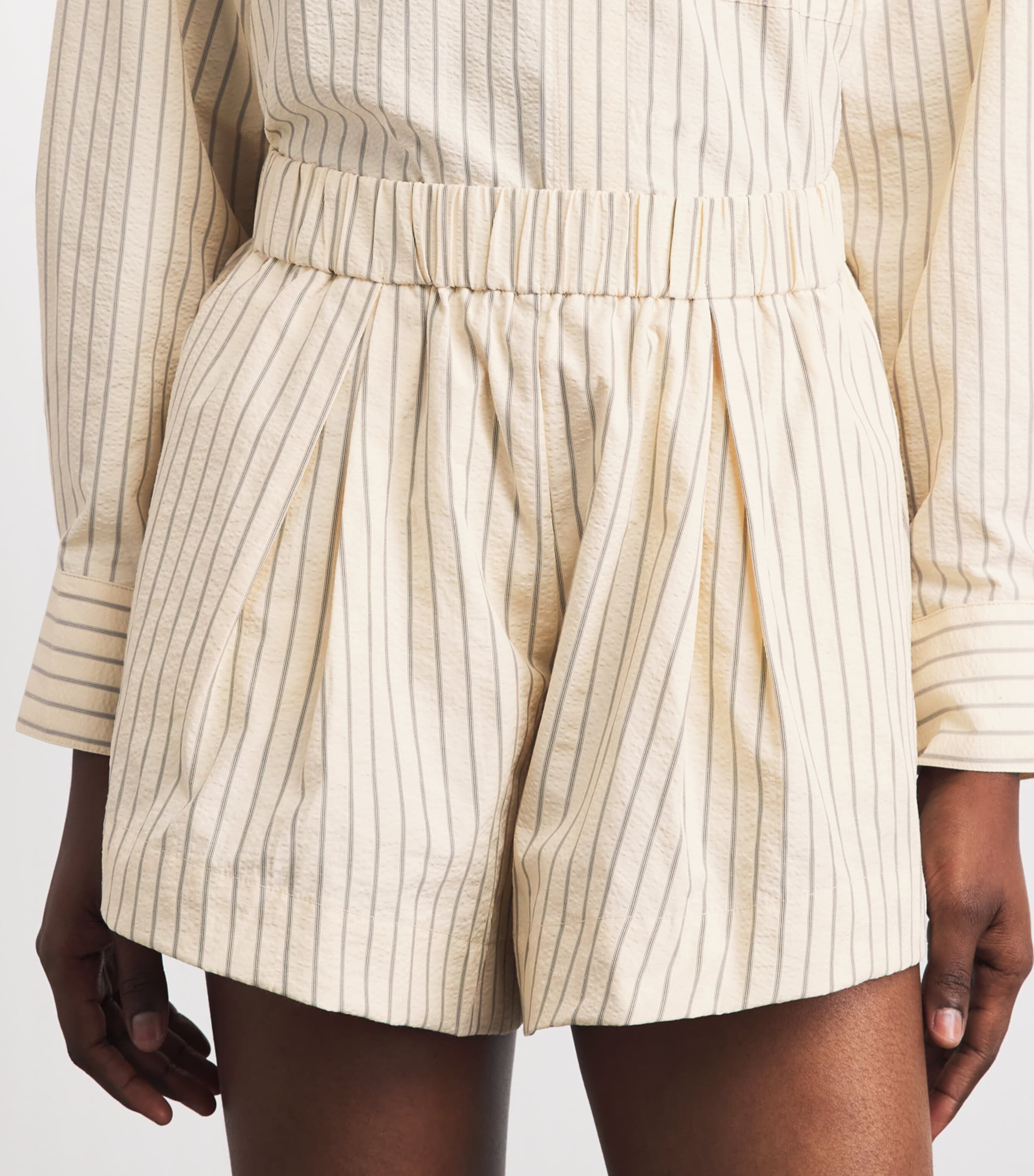 Stylein Womens Stripe Jojo Shorts Cream Stripe Image 3