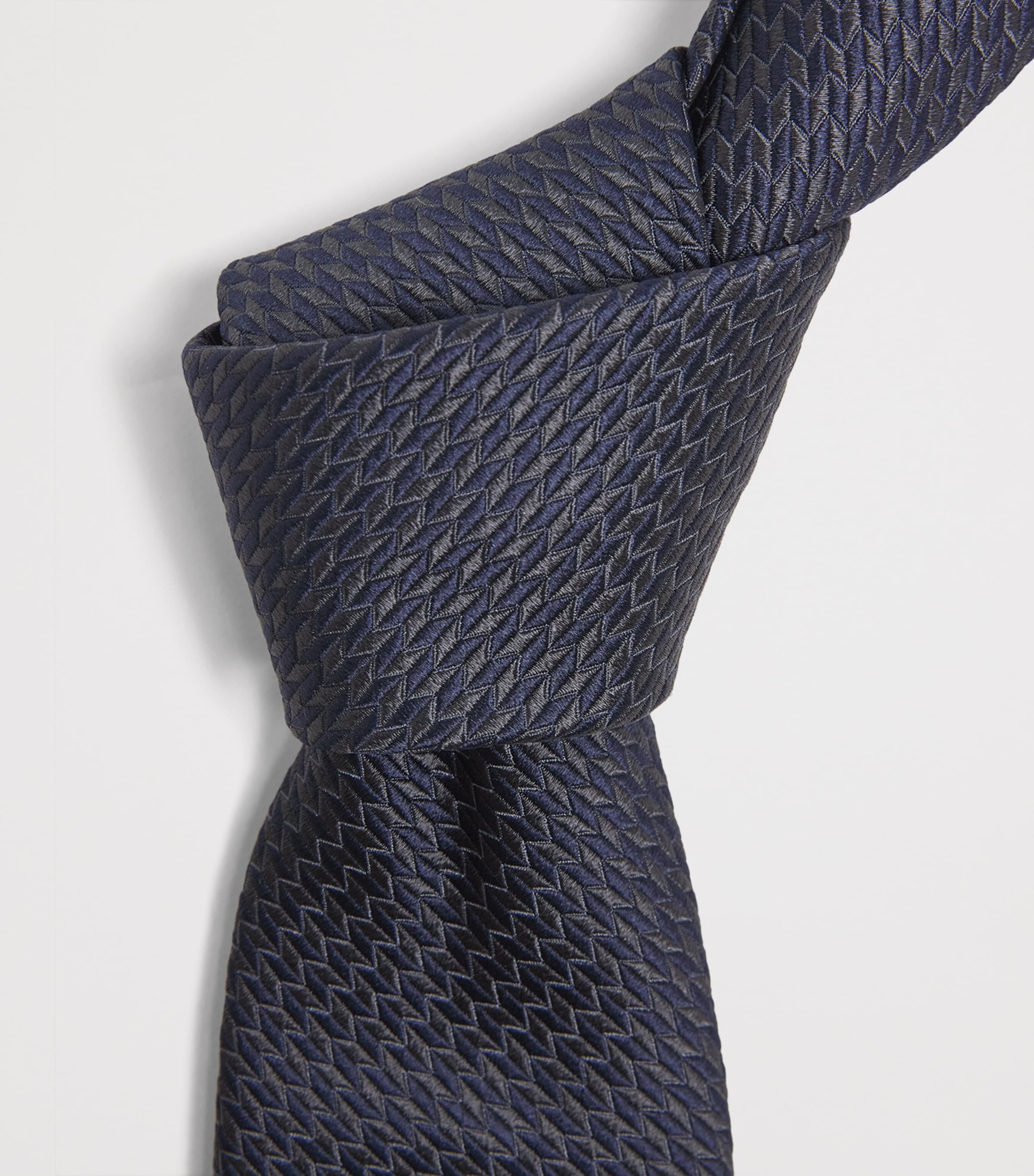 Silk Geometric Jacquard Tie F6016 Image 3
