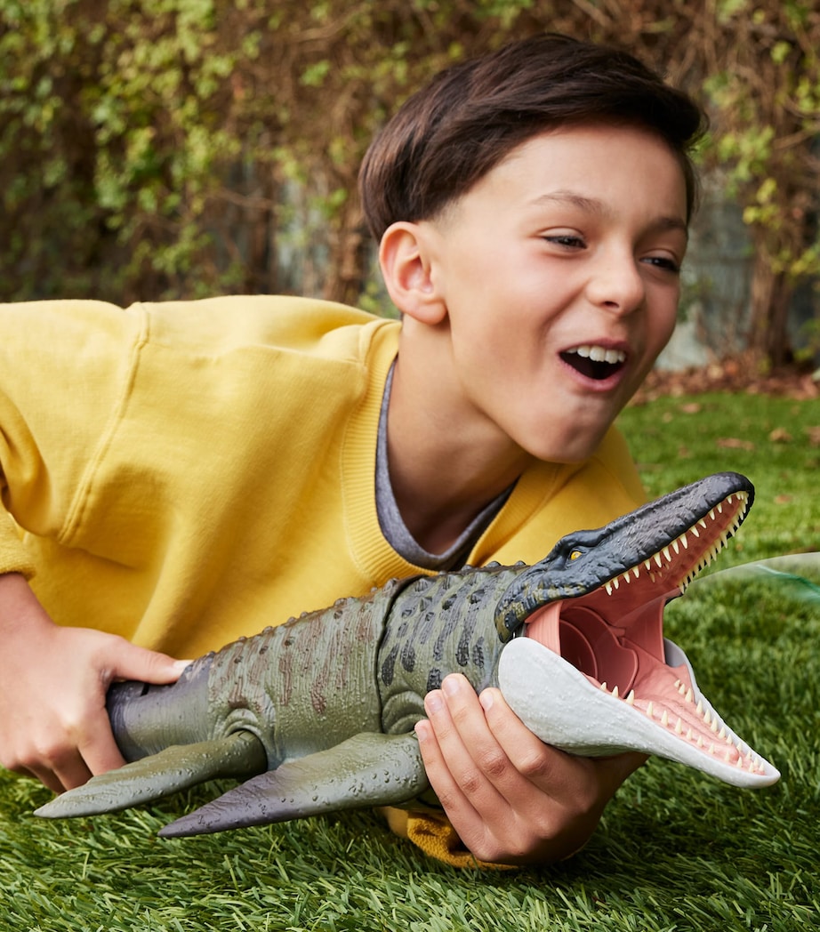 Bite N Blast Mosasaurus Action Figure and Mini Dilophosaurus Toy MULTI Image 3