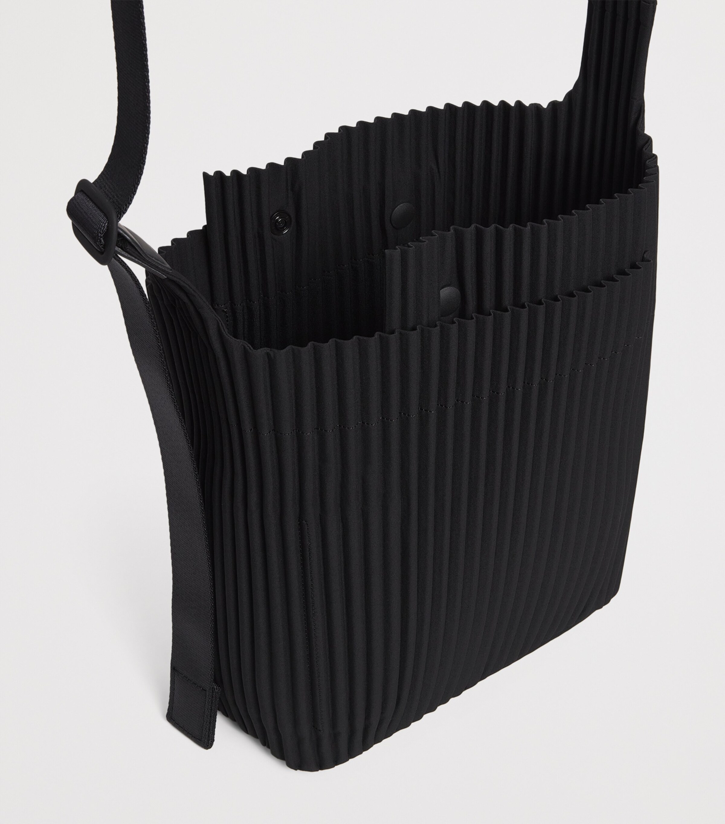 Homme Plissé Issey Miyake Black Pleated Utility Shoulder Bag 