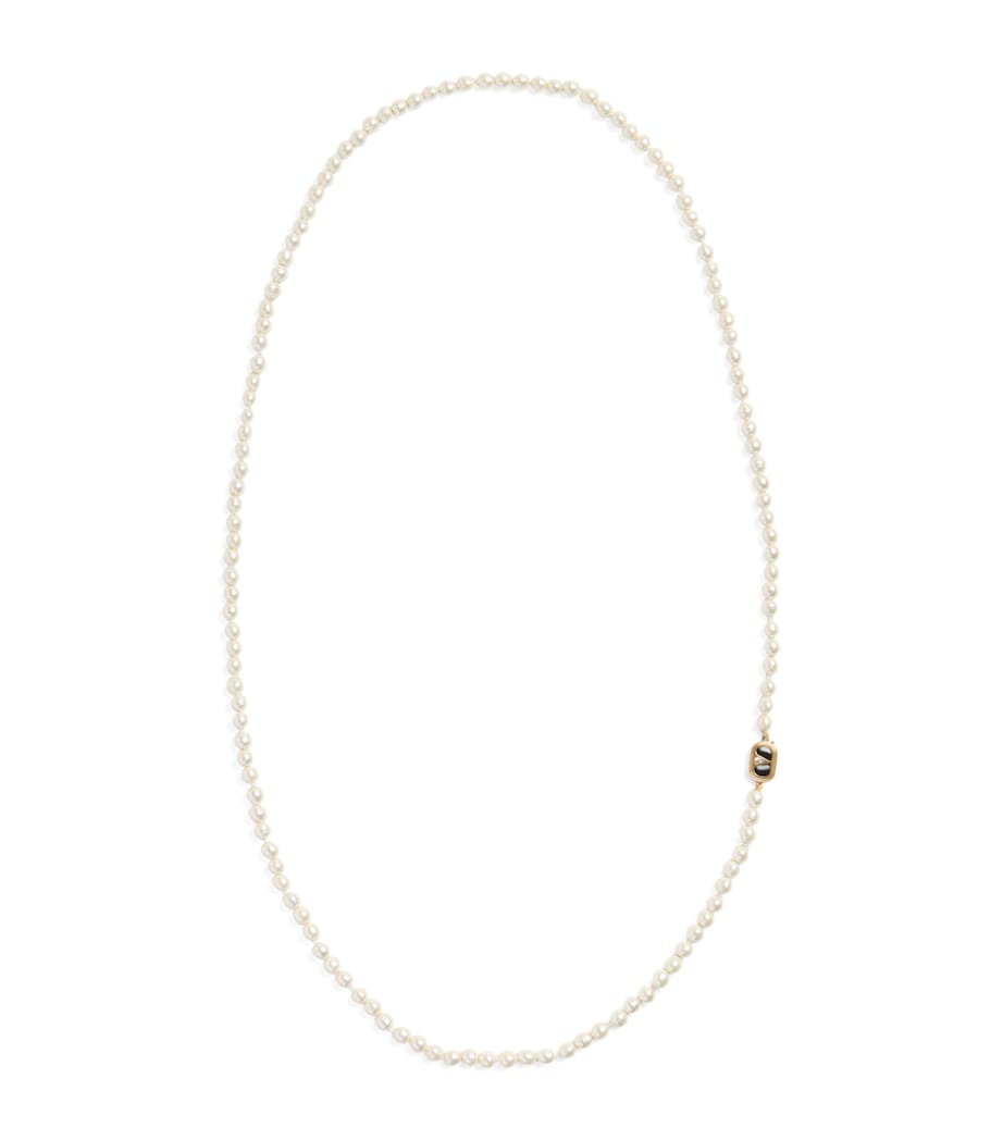 Ovalette VLogo Pearl Necklace QYL Image 1