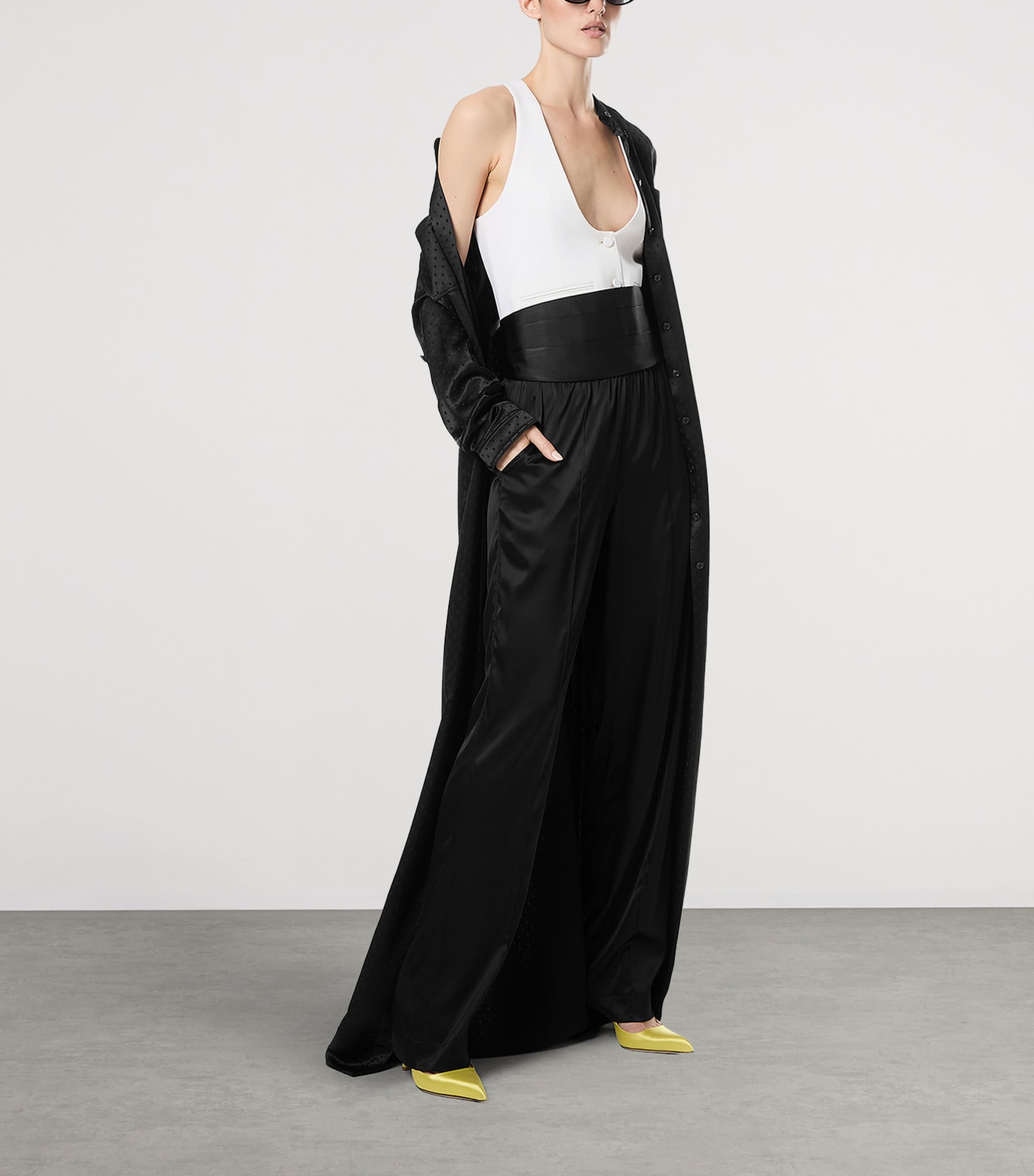 TOM FORD Womens Virgin Wool Tuxedo Waistcoat Wad Image 2