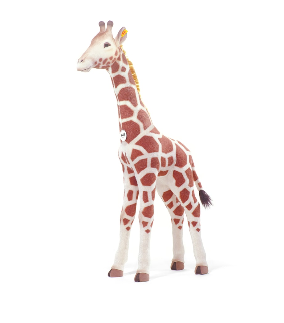 Studio Giraffe (110cm) MULTI Image 1