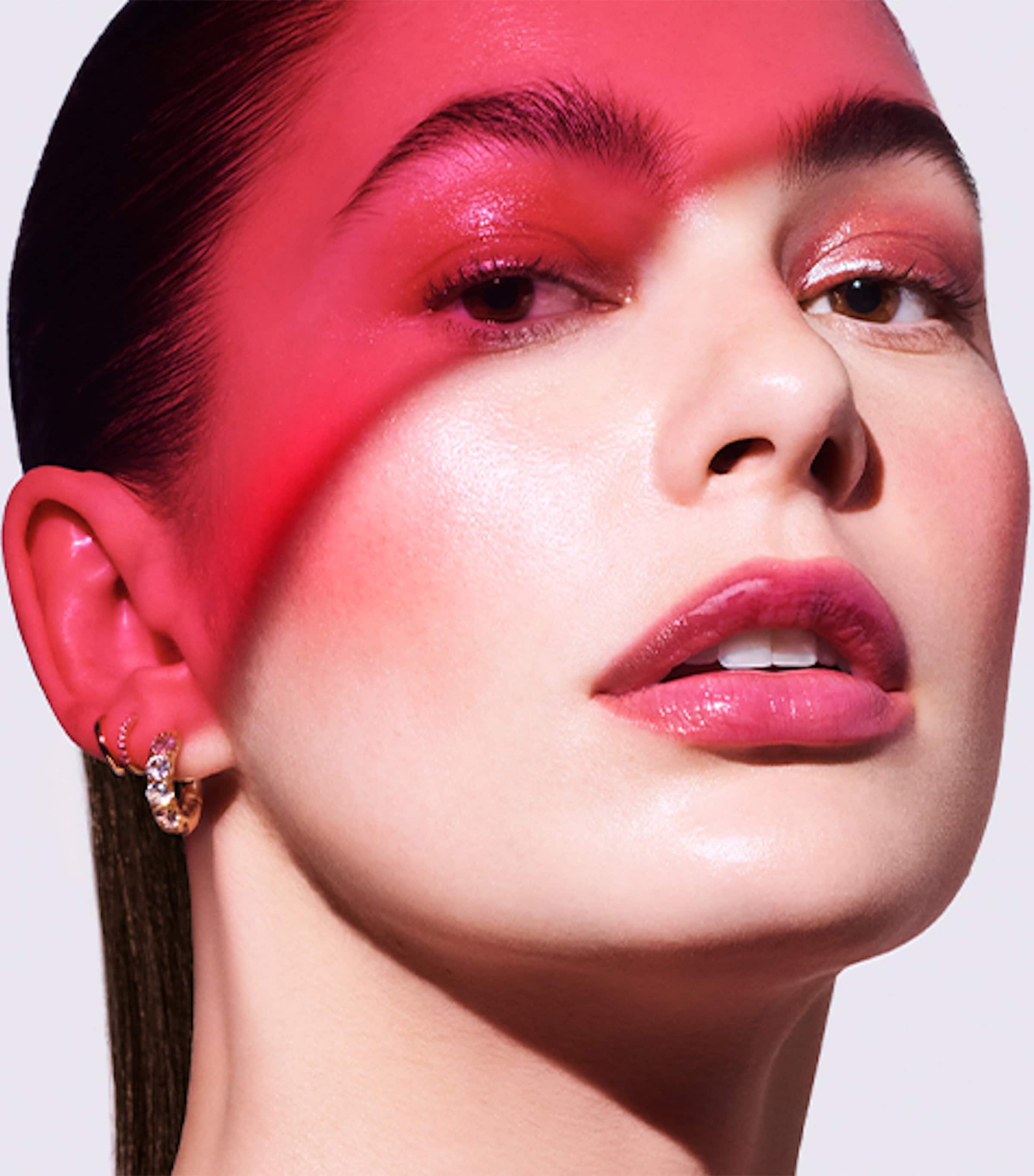 Hot Escape Afterglow Lip Oil HIGH LIFE Image 4