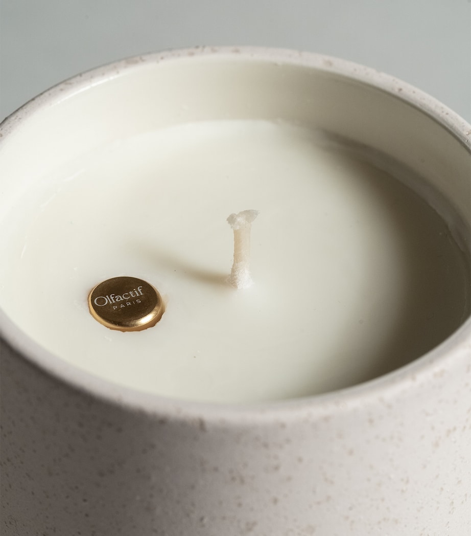 Libra Wild Fig Candle (240g) WHITE Image 4