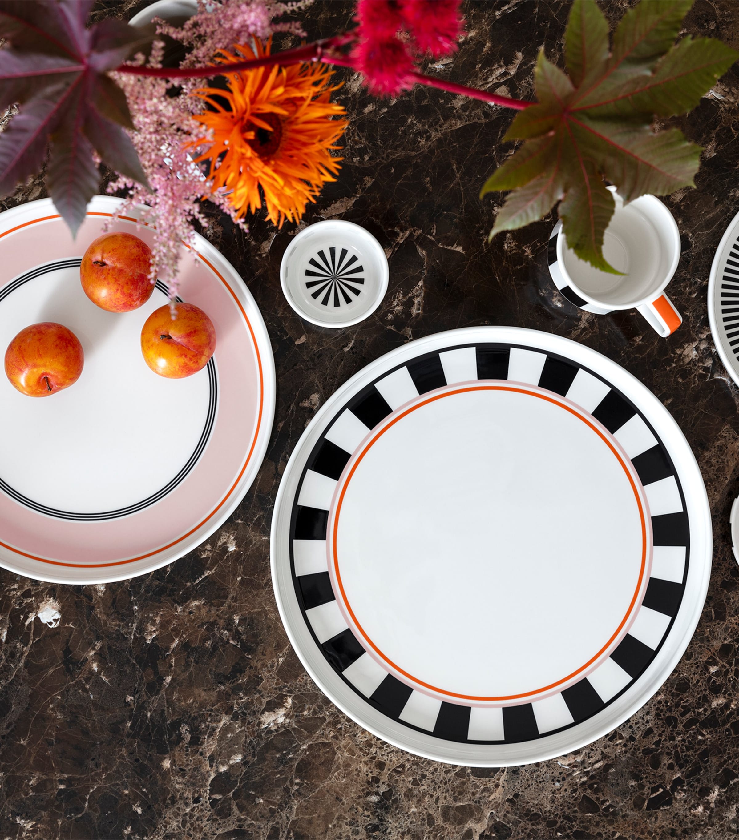 Porcelain Memphis Serving Plate (29cm) WHITE Image 2